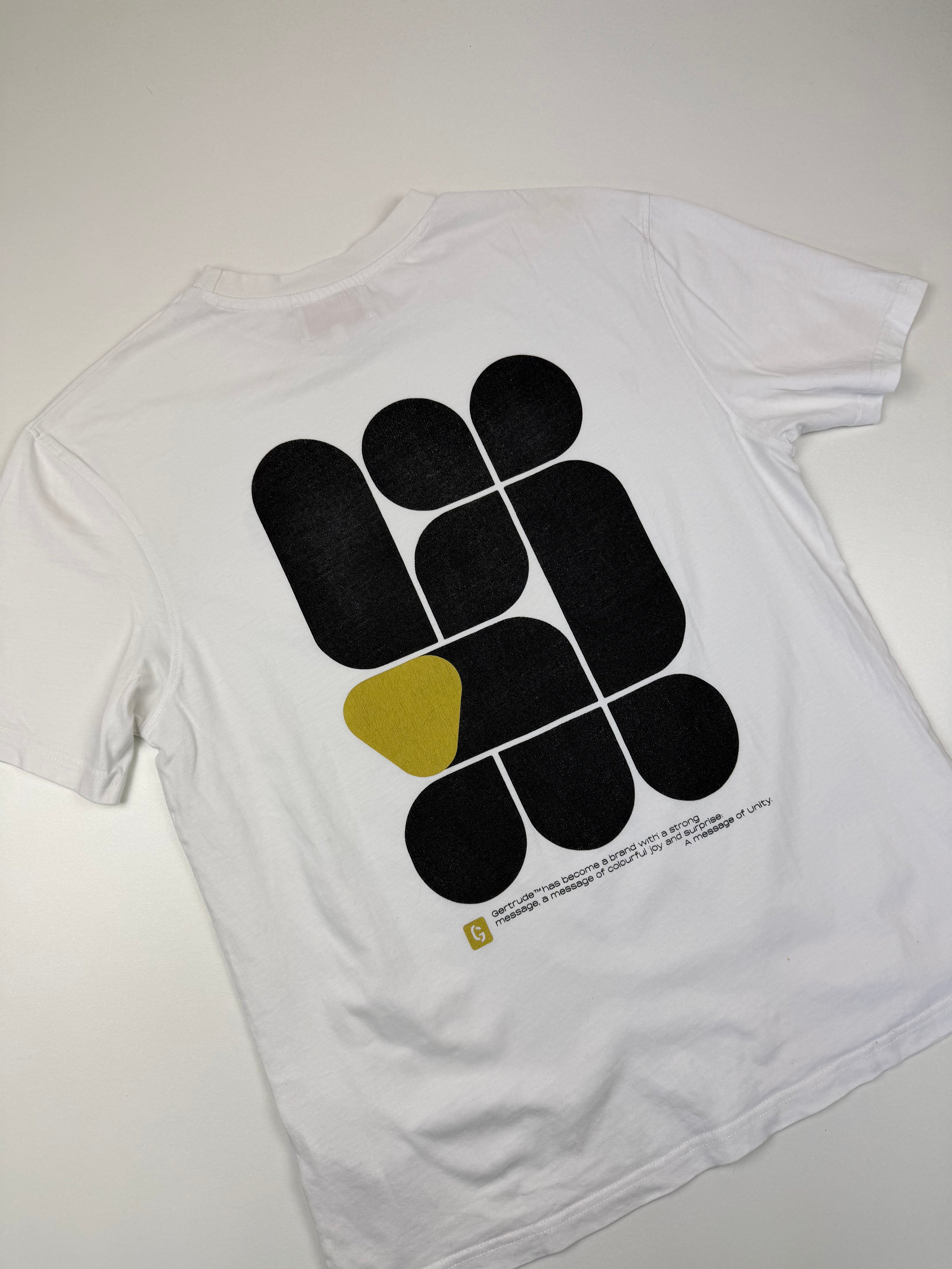 T-shirt Gertrude – Taille S – Blanc avec Motif au Dos