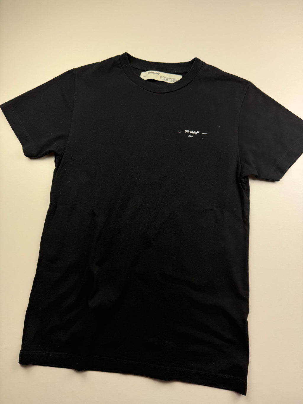 T-Shirt Off-White – Taille S – Noir – Logo Poitrine