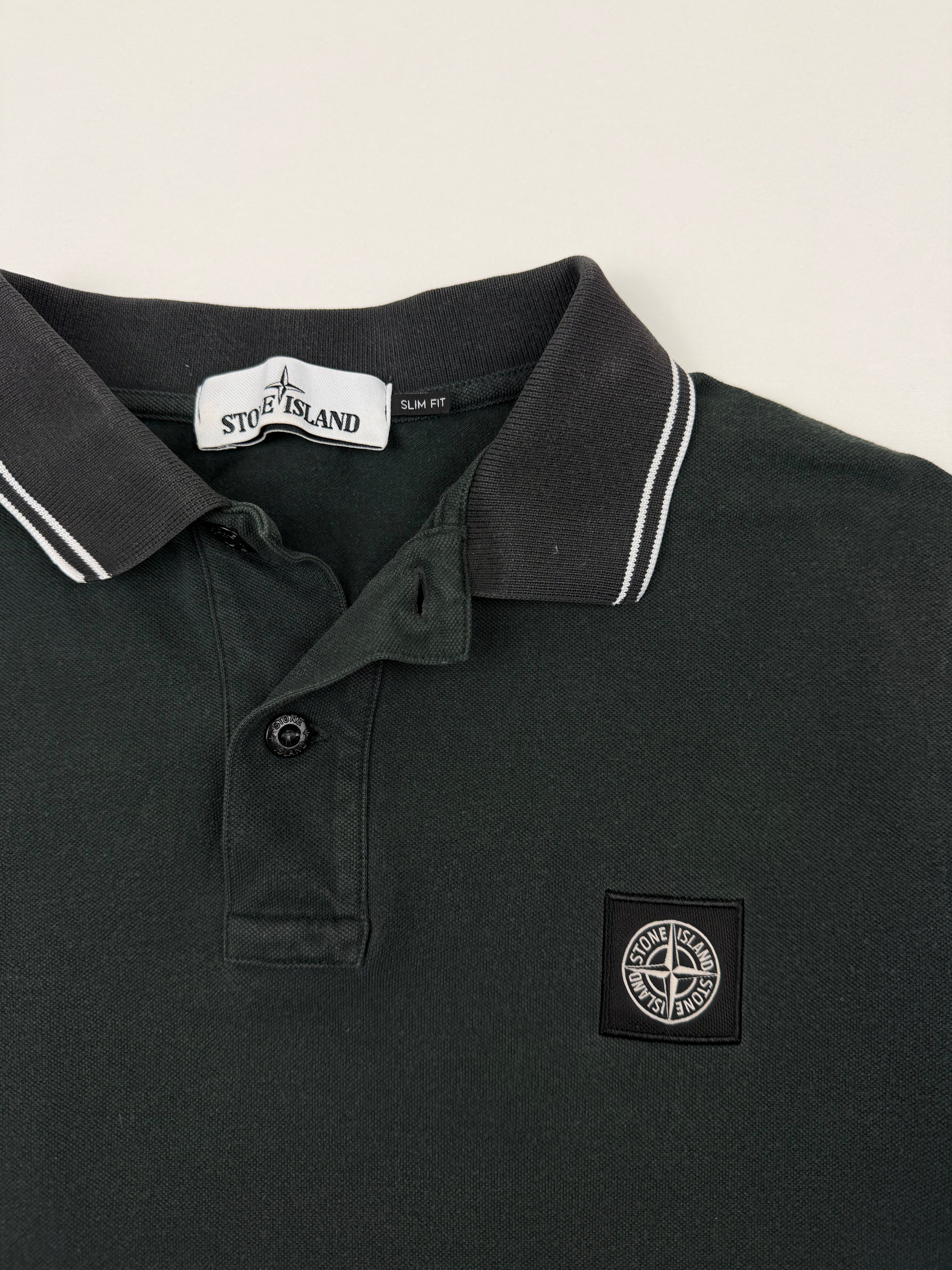 Polo Stone Island – Taille M – Vert Foncé