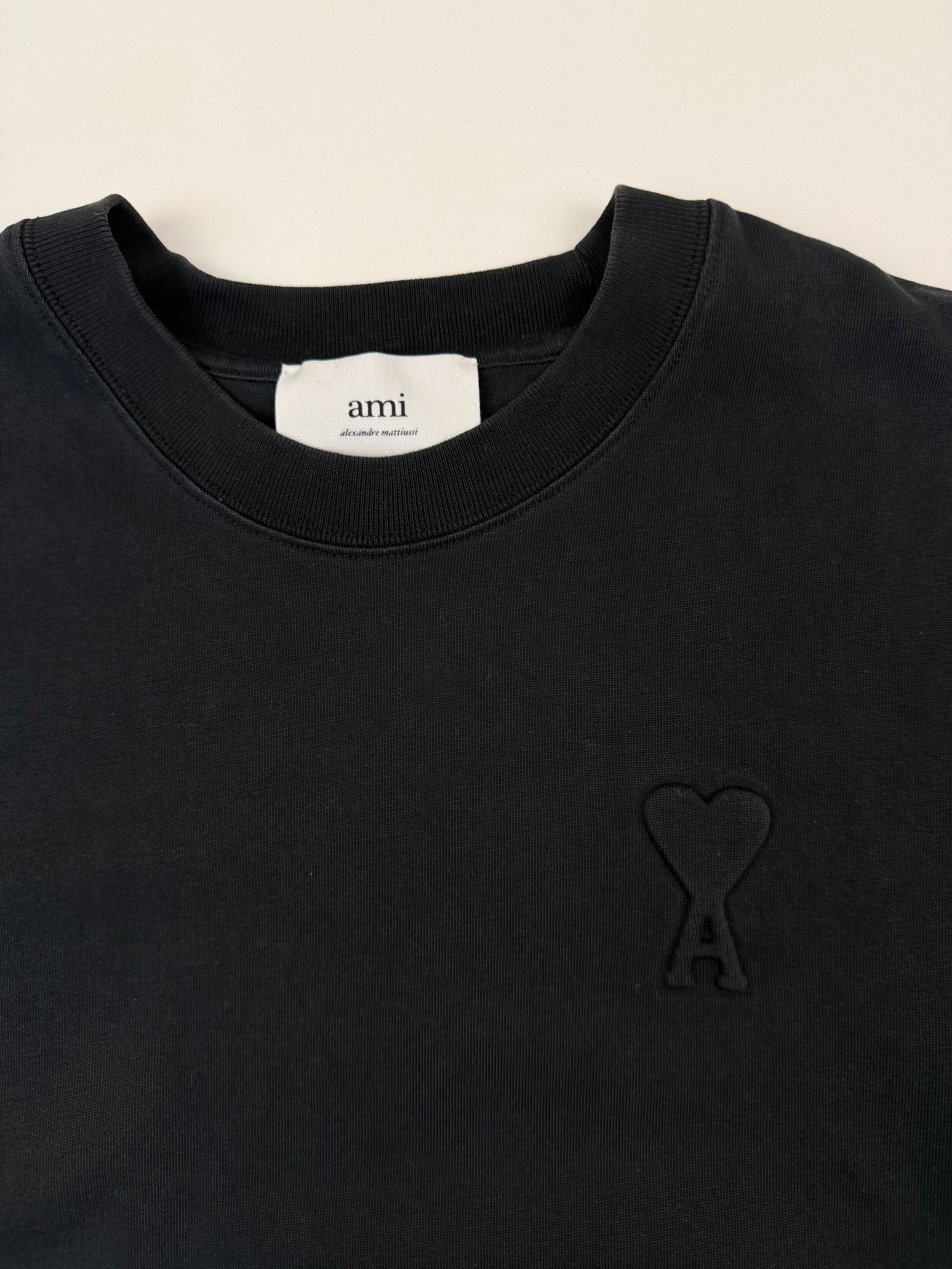 T-shirt AMI – Taille S – Noir avec Logo Cœur 3D
