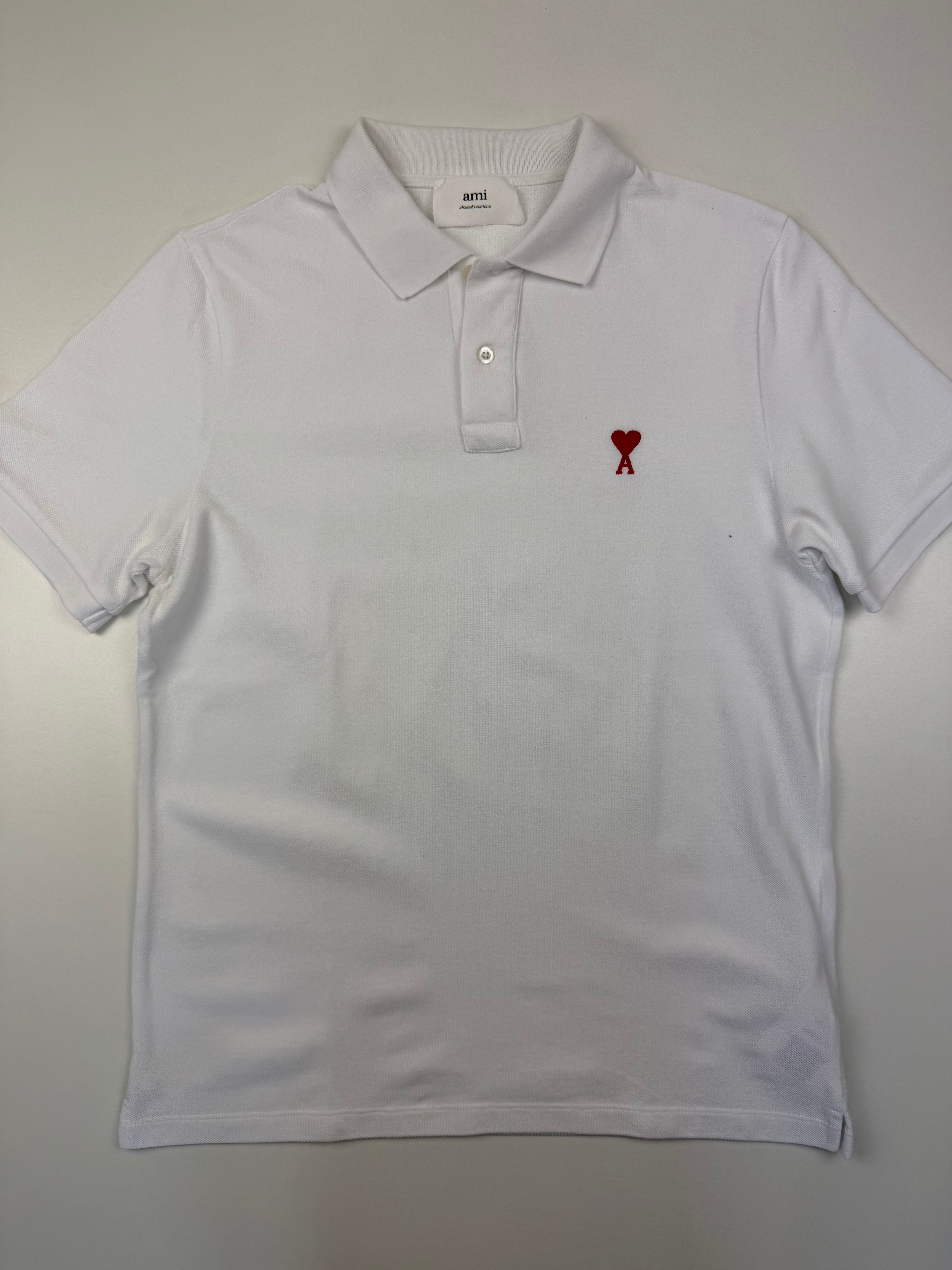 Polo AMI – Taille L – Blanc avec Logo Cœur Rouge