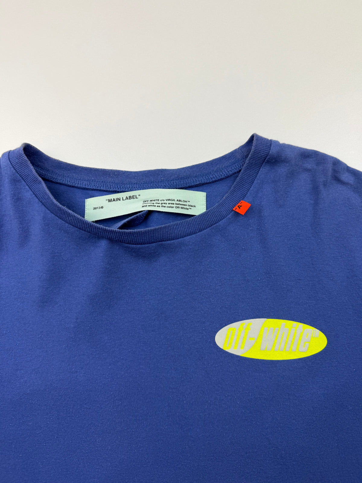 T-shirt Off-White « Split Arrows » – Taille S – Bleu roi, blanc et jaune