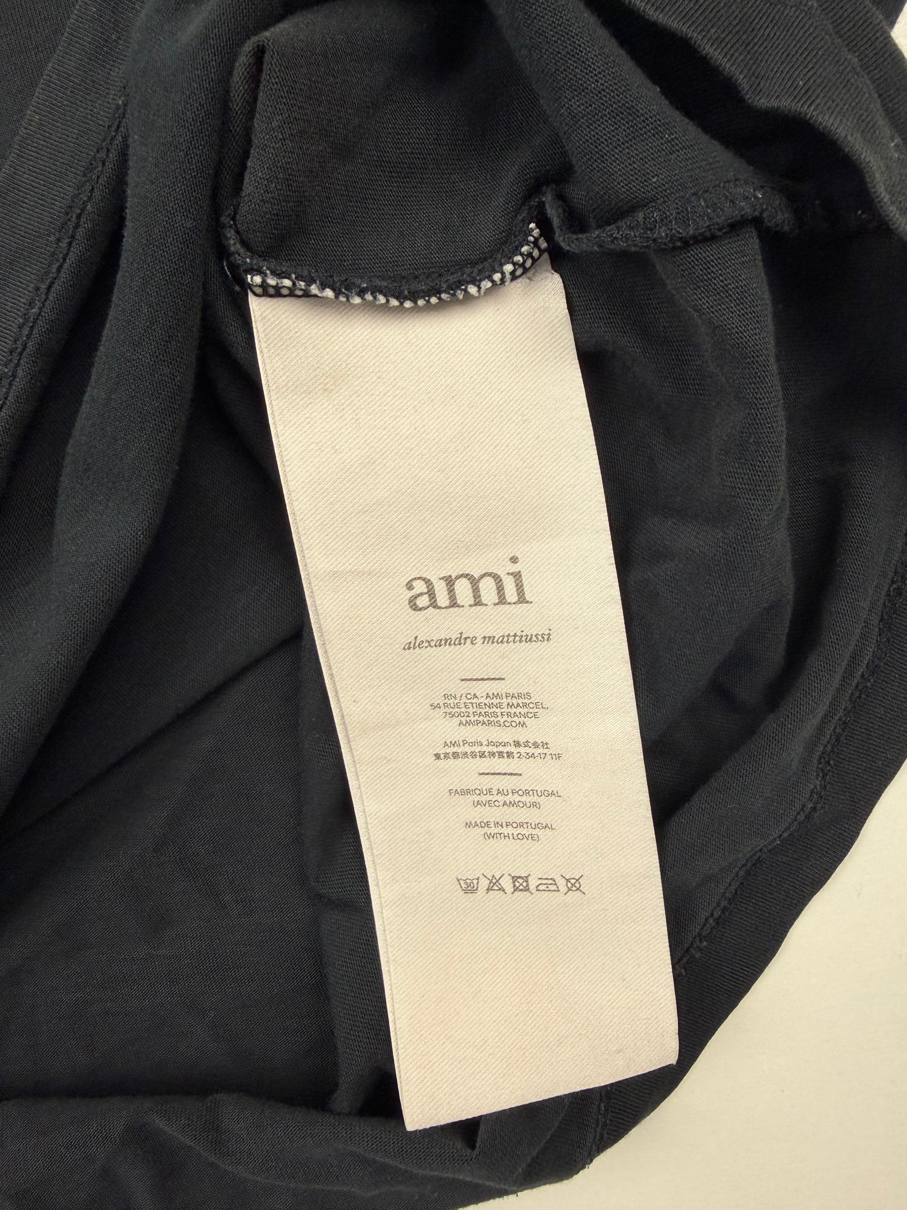 T-shirt AMI – Taille XL – Noir avec Logo Cœur Rouge
