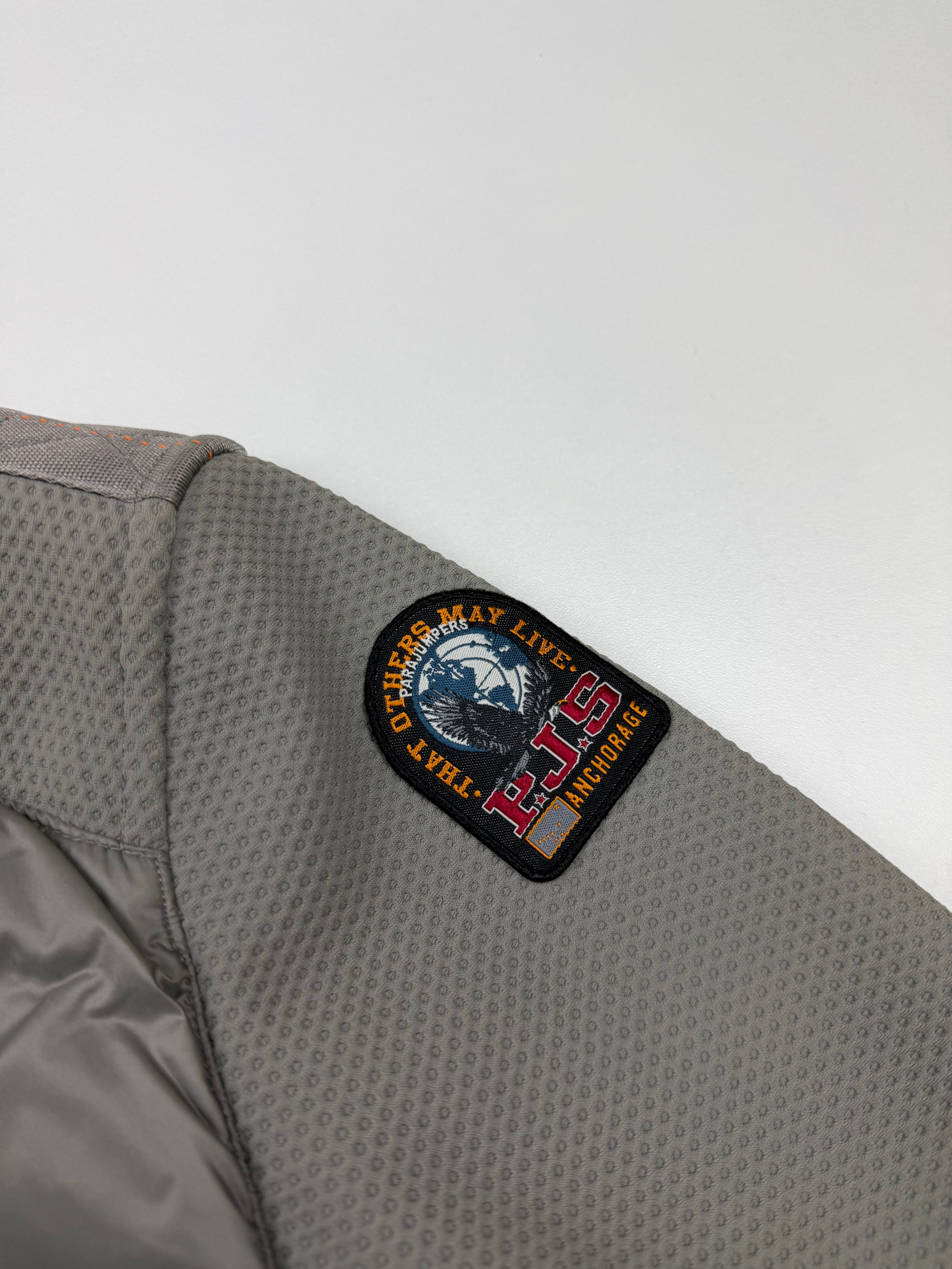 Veste Parajumpers Nolan – Taille XL – Coloris Nowhere (Gris Clair / Beige)