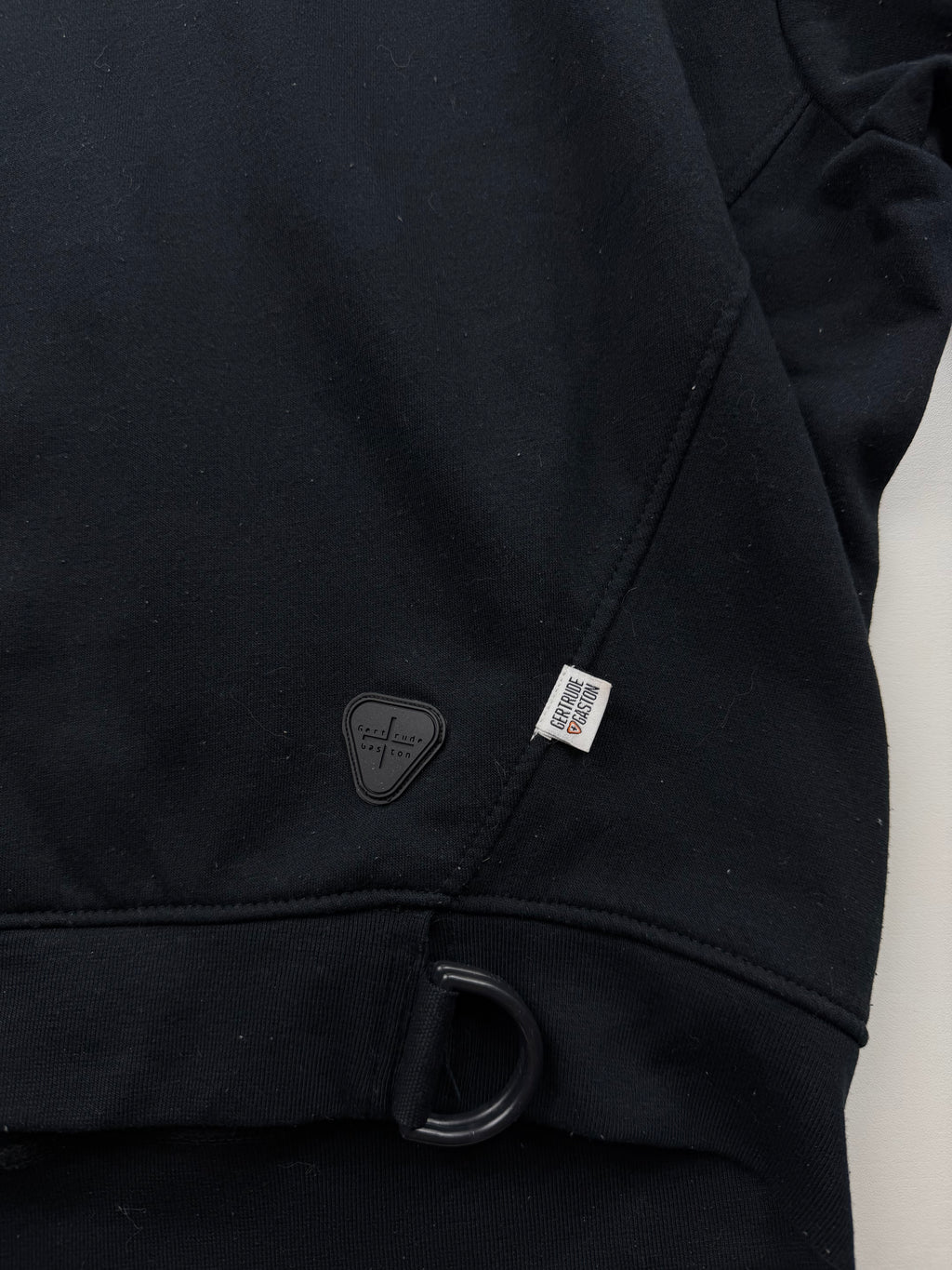 Sweat Gertrude – Taille M – Noir