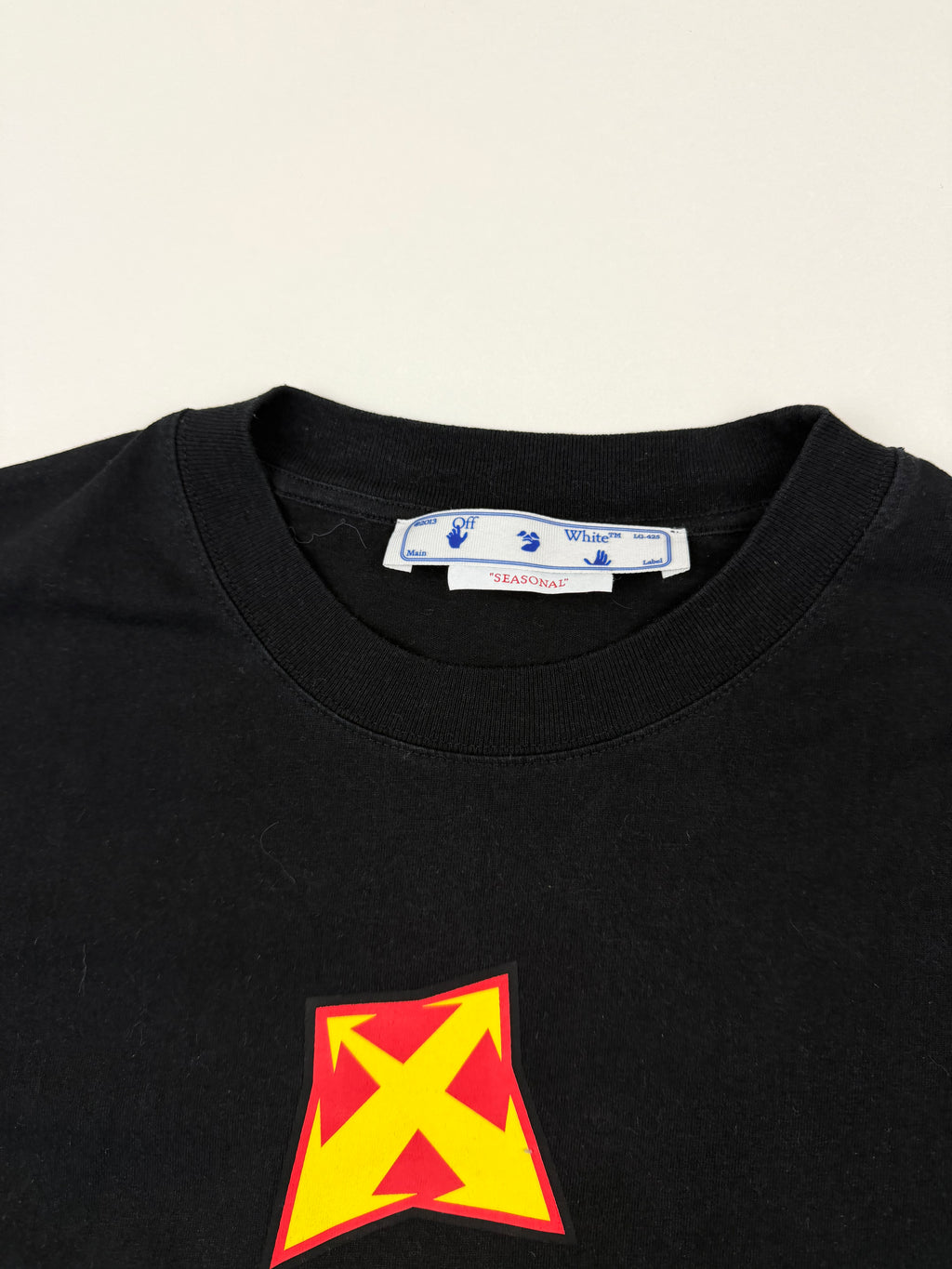 T-shirt Off-White “Thunder” – Taille M – Noir