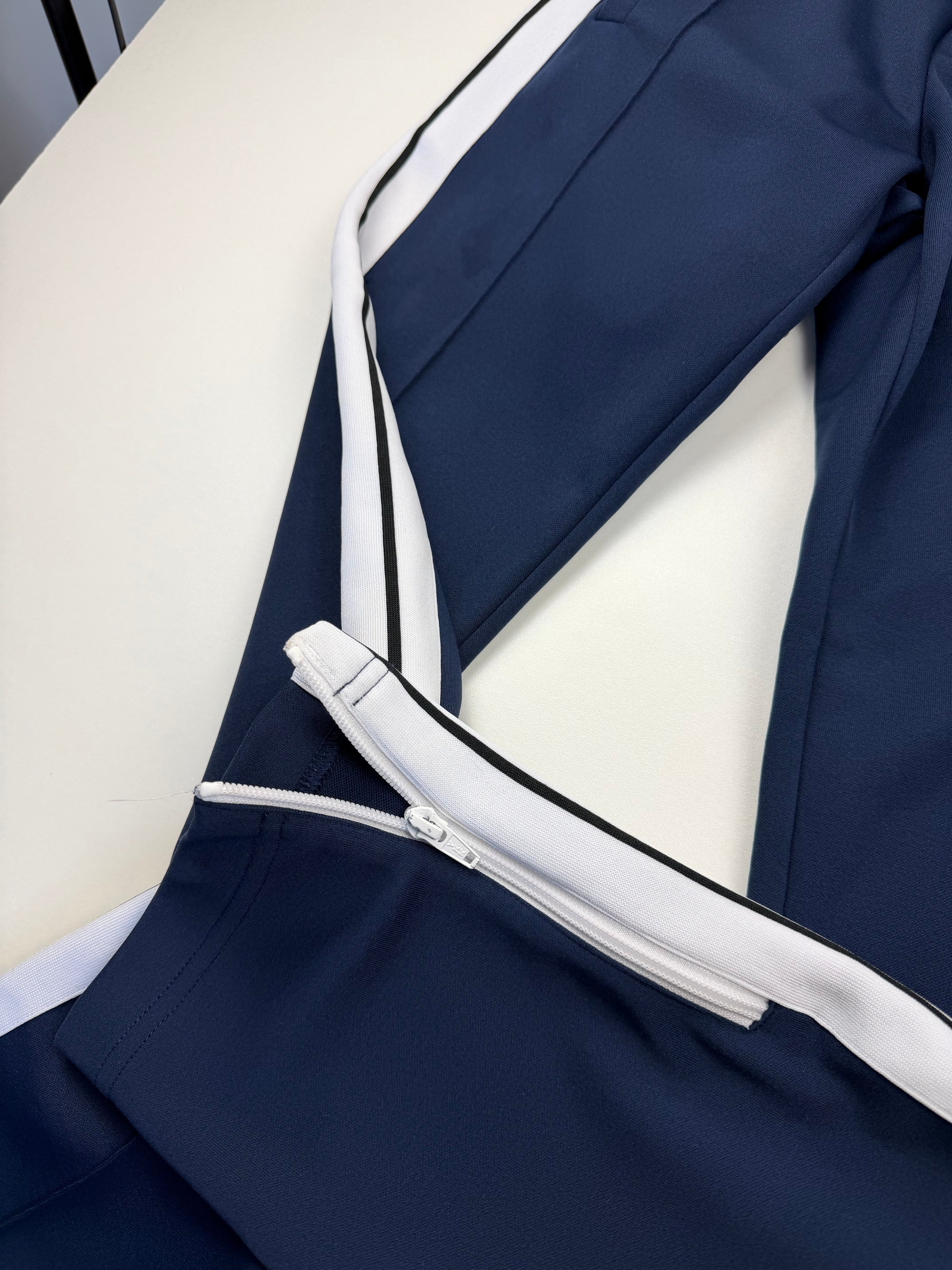 Jogging Palm Angels – Taille XS – Bleu Marine avec Bandes Blanches