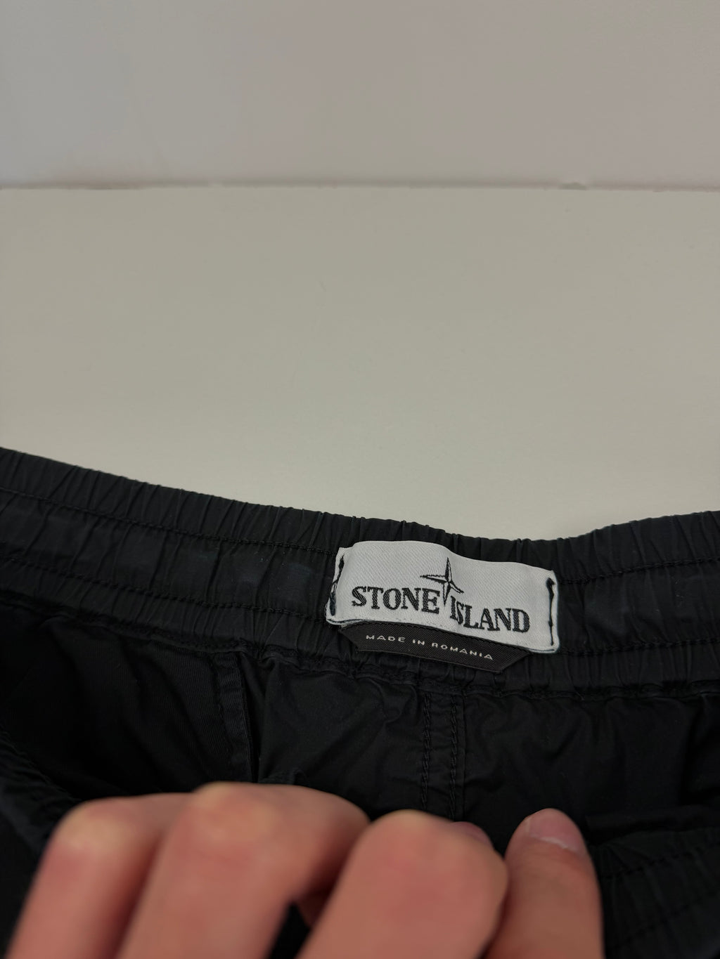 Cargo Stone Island Nylon – Taille M / W32 – Noir