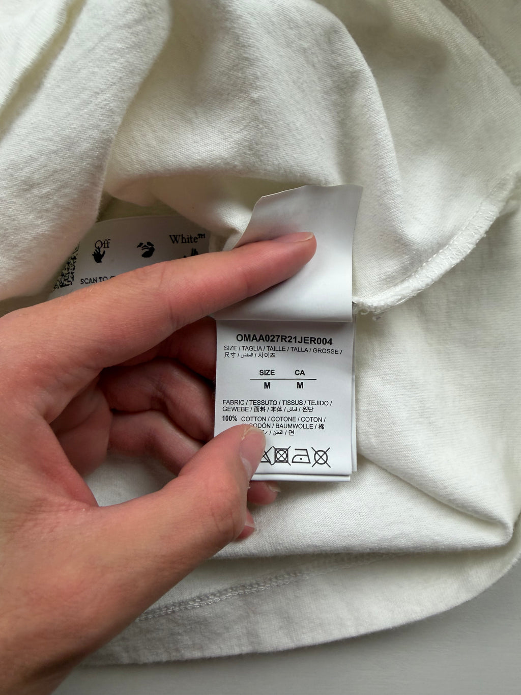 T-Shirt Off-White « Caravaggio » – Taille M – Blanc