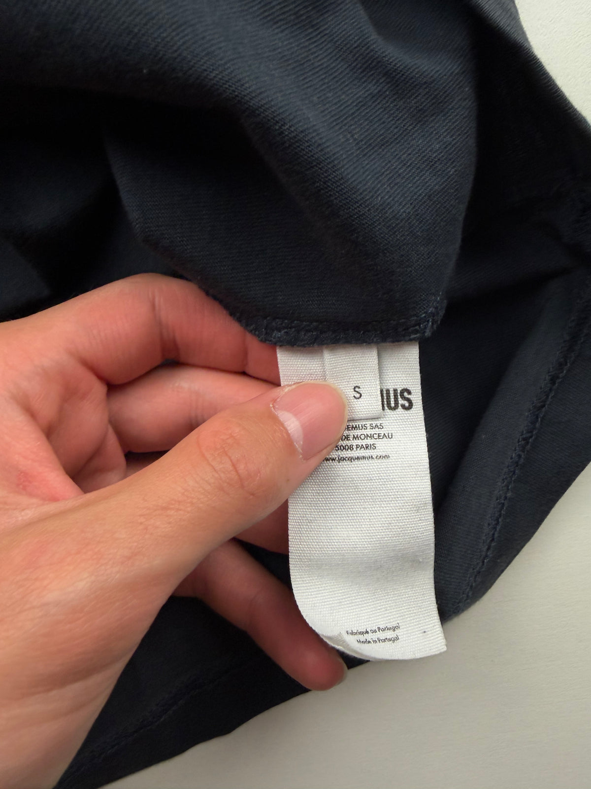 T-Shirt Jacquemus – Taille S – Gris Foncé