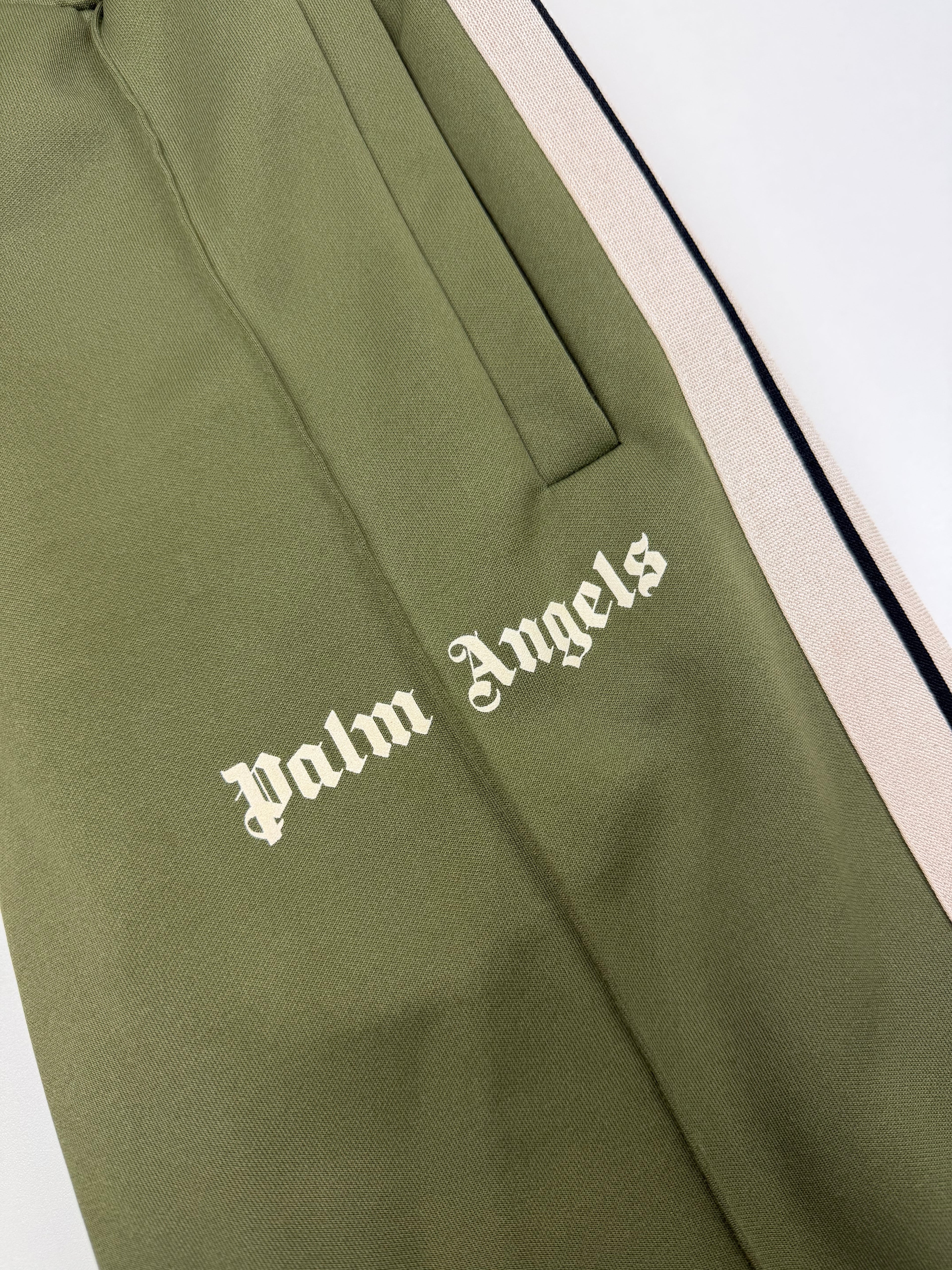 Jogging Palm Angels – Taille M – Kaki avec Bandes Blanches
