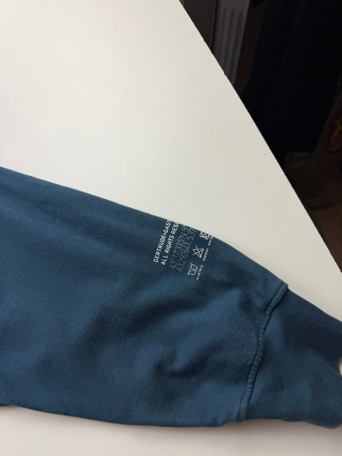 Sweat Gertrude – Taille XS – Bleu pétrole