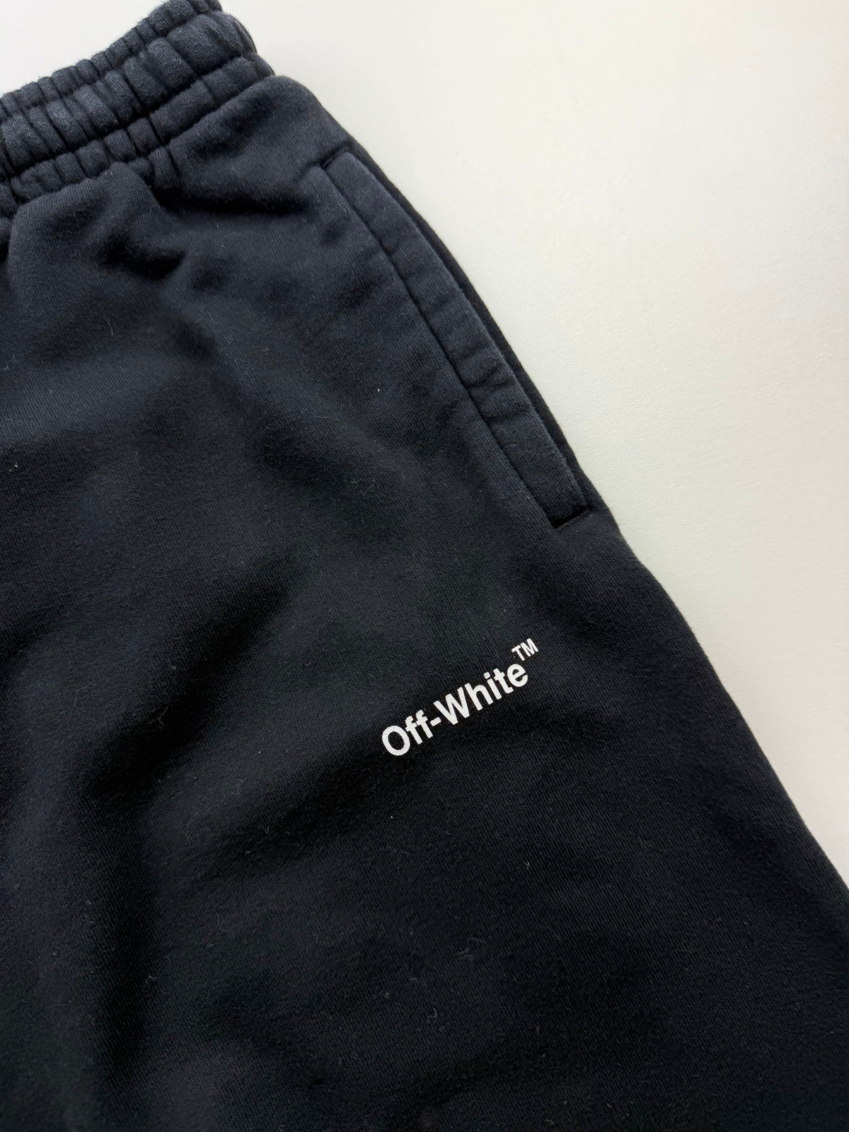 Short Off-White «Caravaggio Diag» – Taille M – Noir