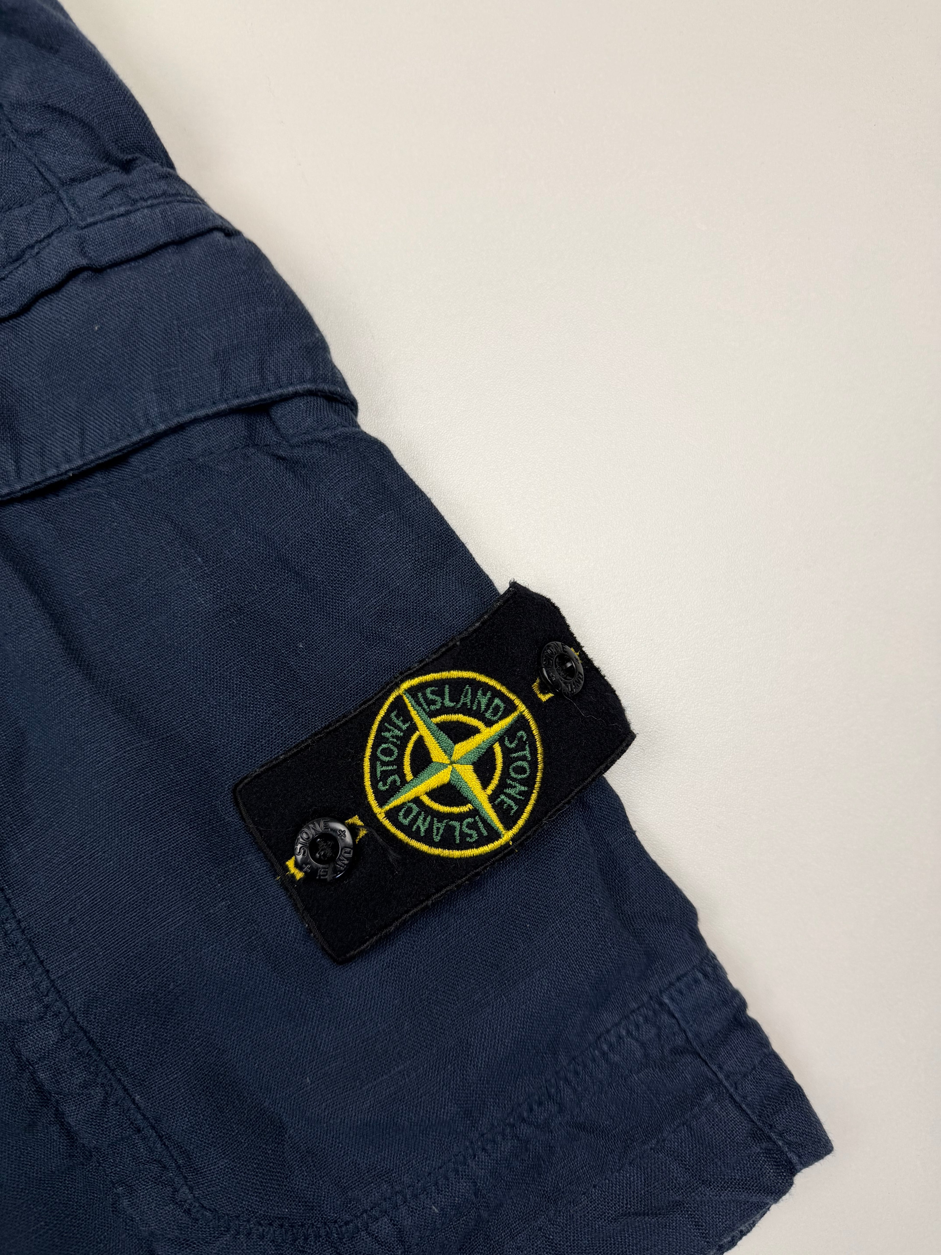 Short en lin Stone Island – Taille L (W34) – Bleu Marine