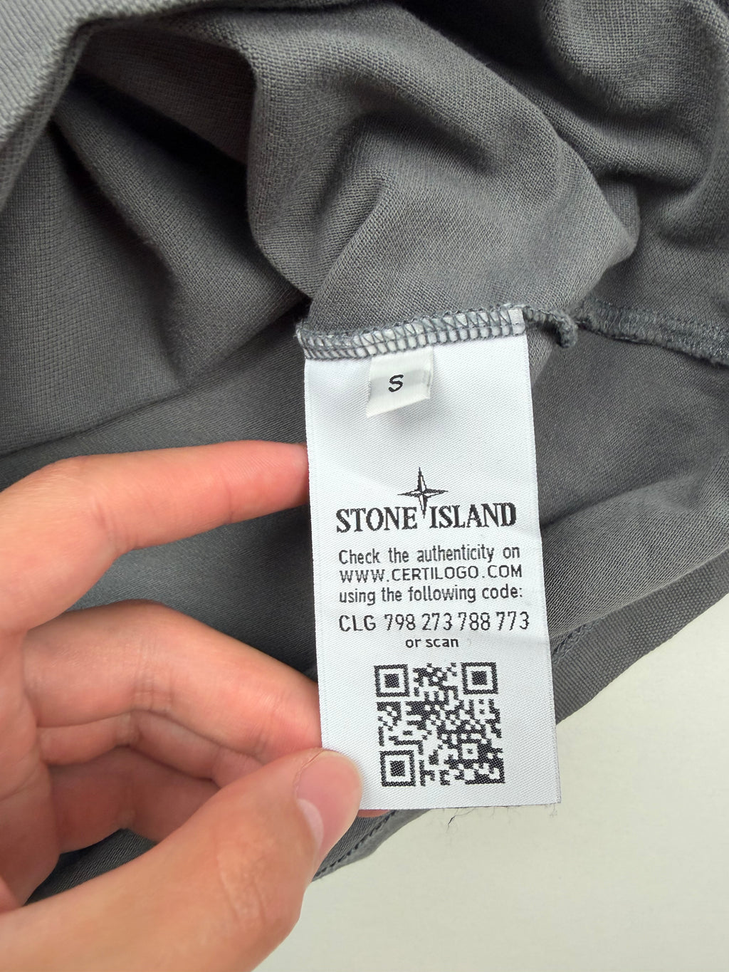 Polo Stone Island – Taille S – Gris