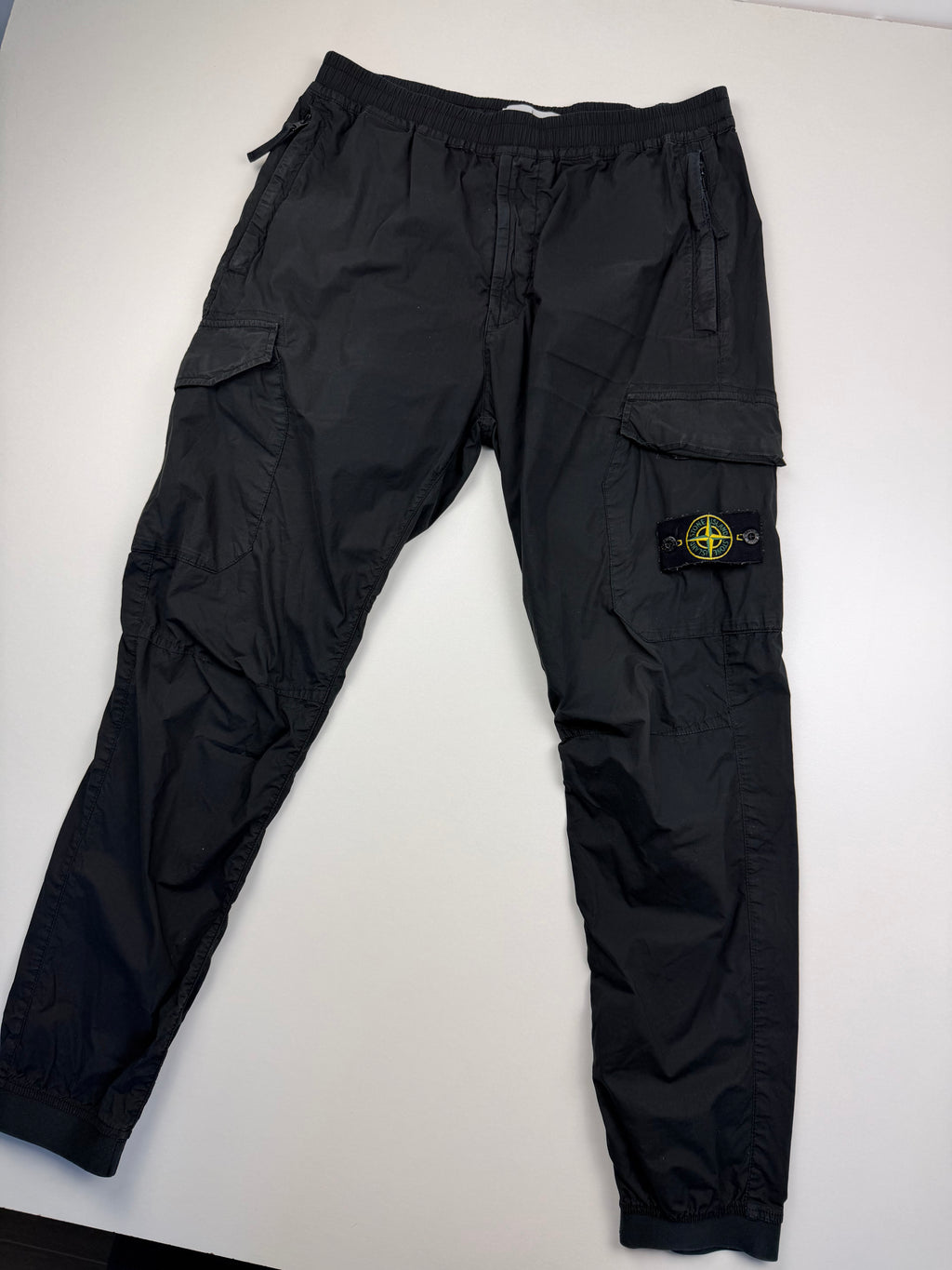 Cargo Stone Island Nylon – Taille M / W32 – Noir