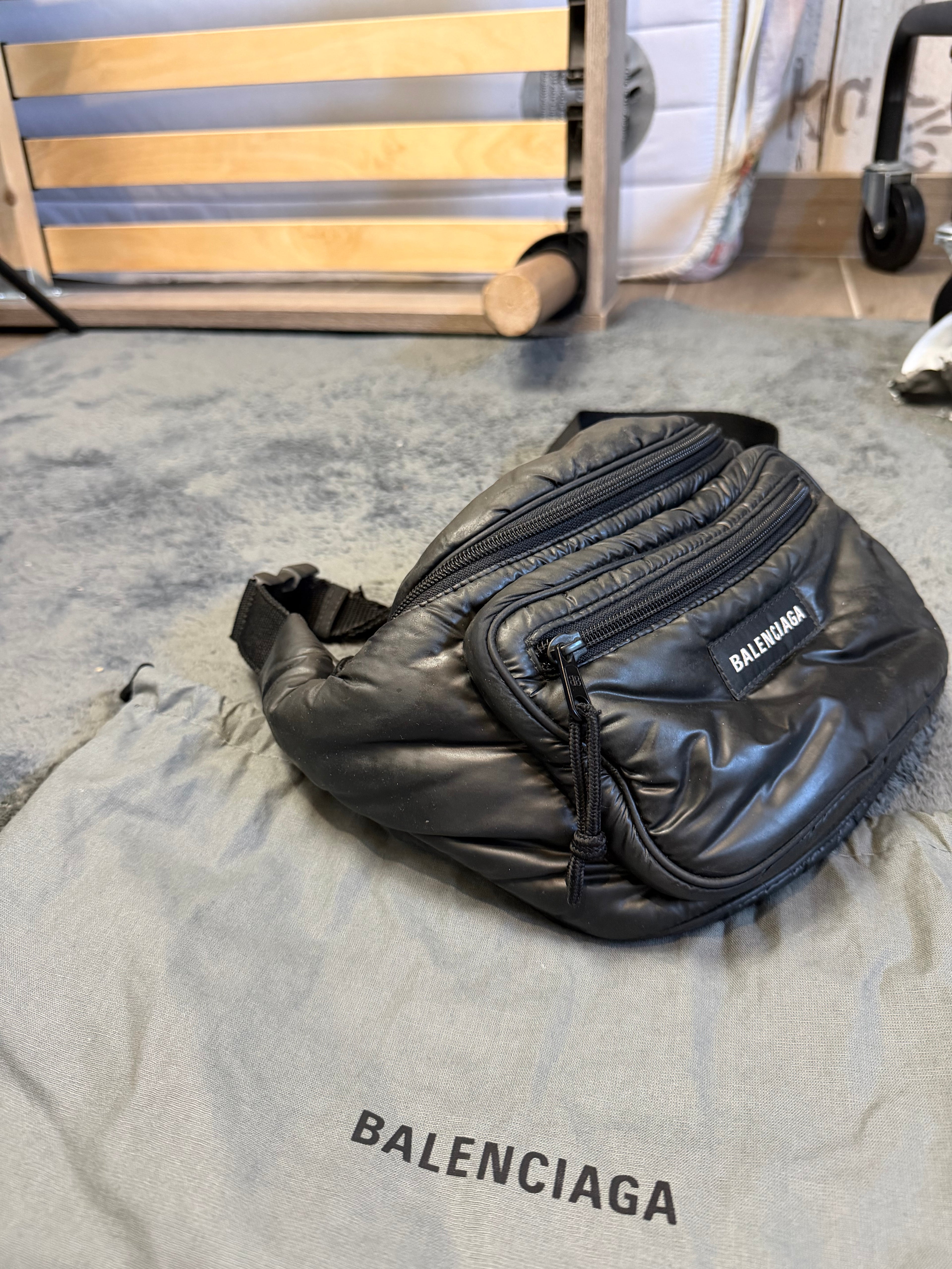 Sac Banane Balenciaga Explorer – Noir – Nylon Matelassé