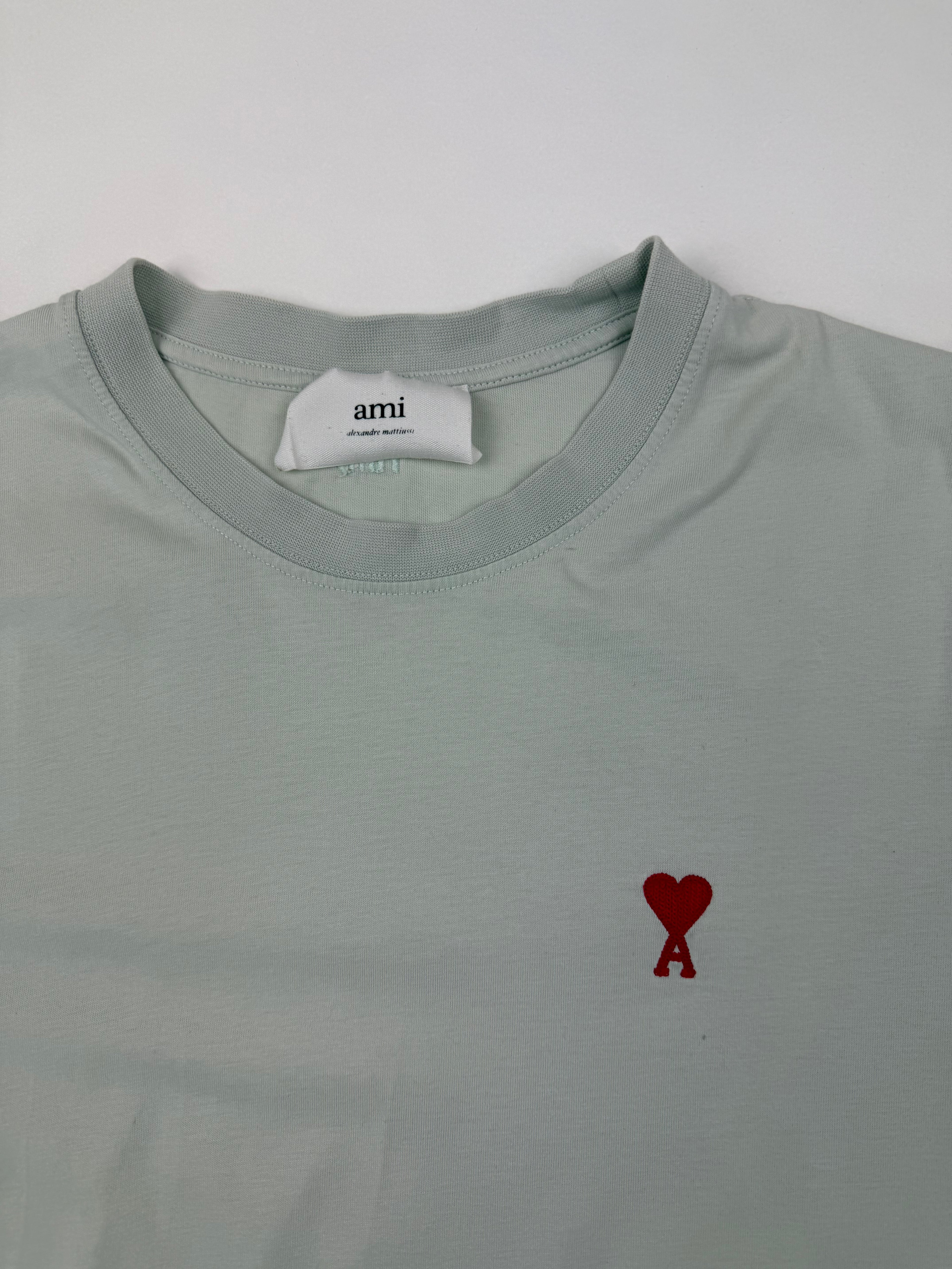 T-shirt AMI – Taille L – Vert Menthe avec Logo Cœur Rouge