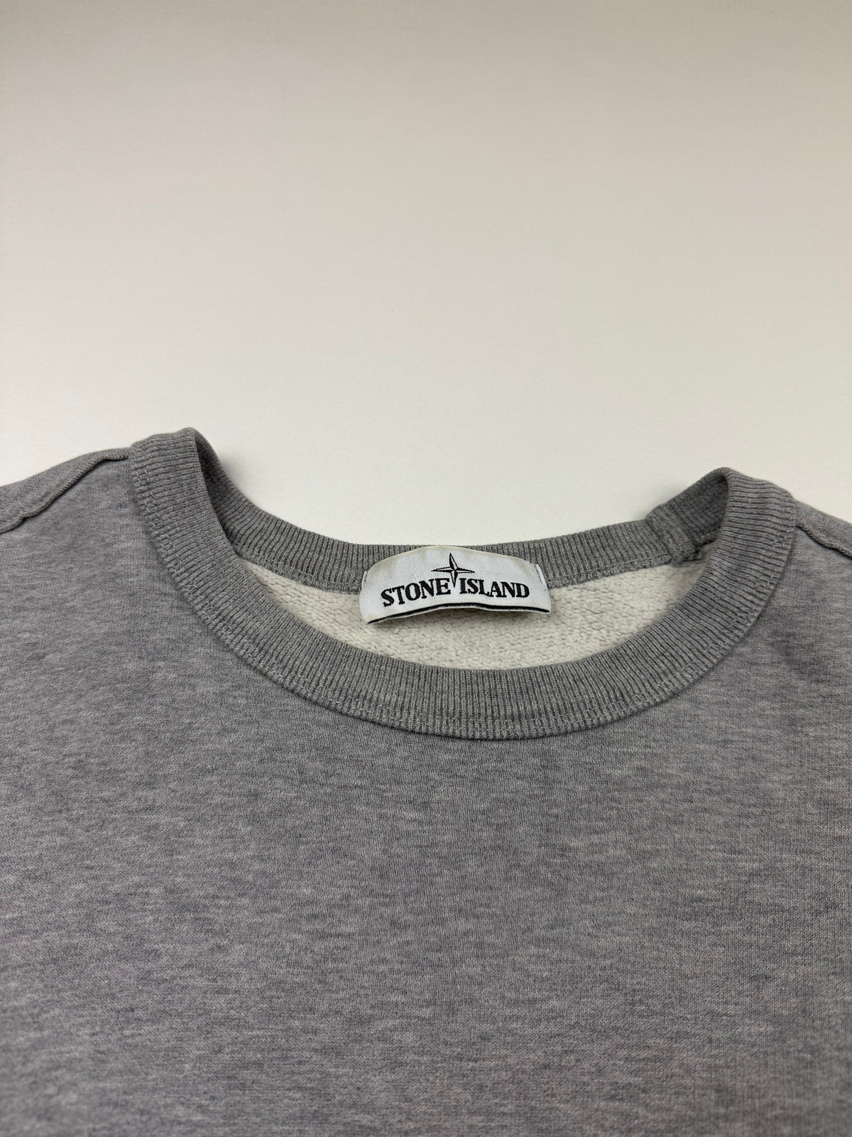 Pull Crewneck Stone Island – Taille L – Gris