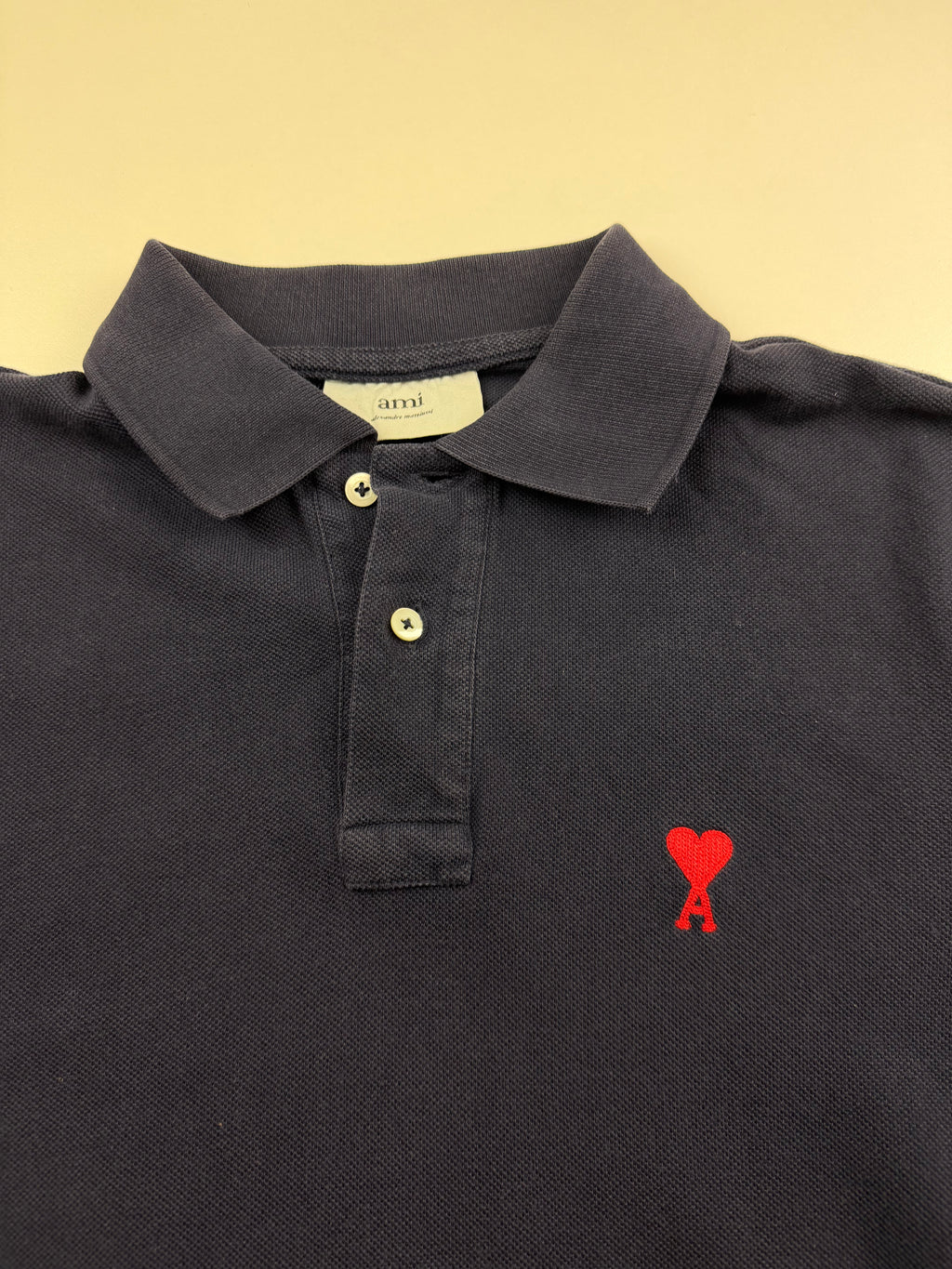Polo AMI Paris – Taille S – Bleu Marine – Cœur Rouge
