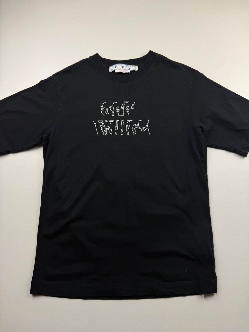 T-Shirt Off-White « Neen Arrow Skate » – Taille S – Noir
