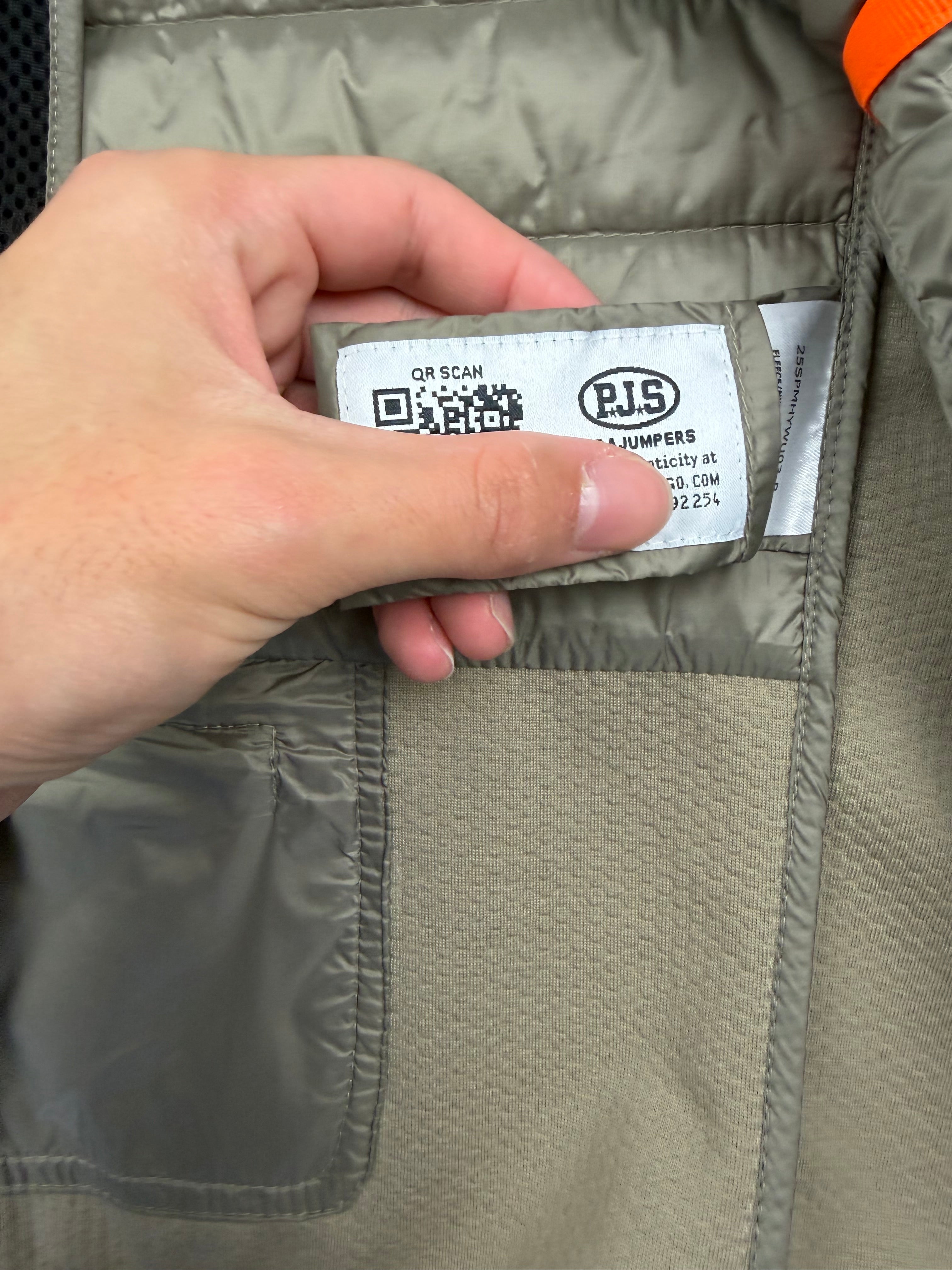 Veste sans manche Parajumpers “Zavier Hybrid Warm Up” – Taille M – Coloris Atmosphère – Neuve avec étiquette