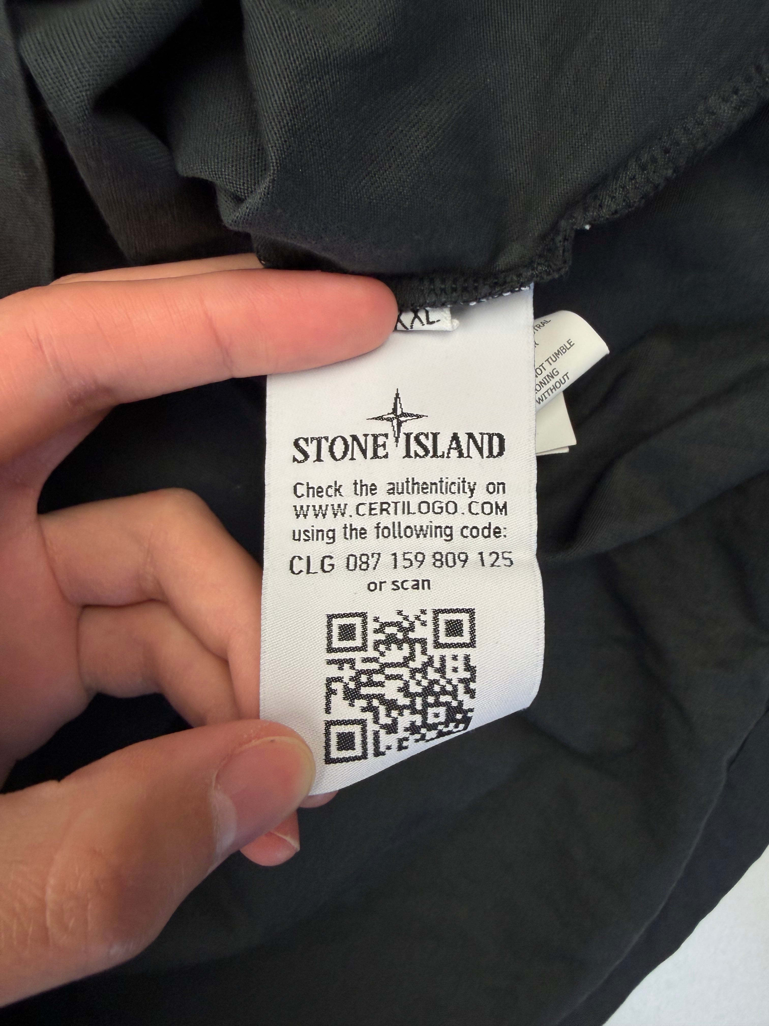 T-shirt Stone Island – Taille XXL (fit XL) – Gris/Noir avec Logo Poitrine
