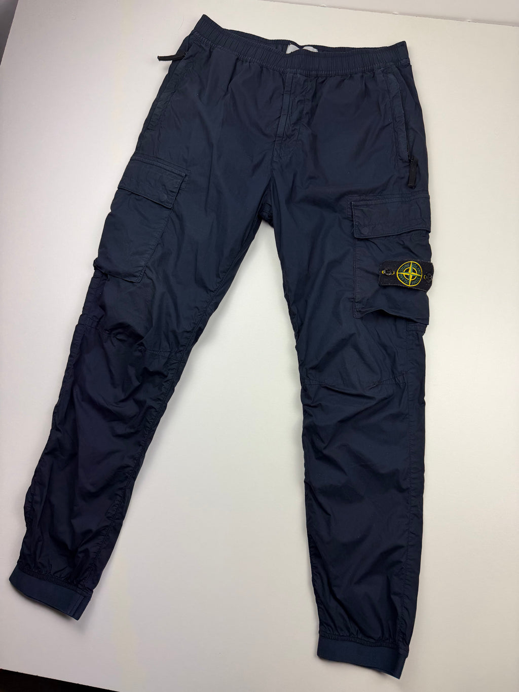 Cargo Nylon Stone Island – Taille M / W32 – Bleu Marine