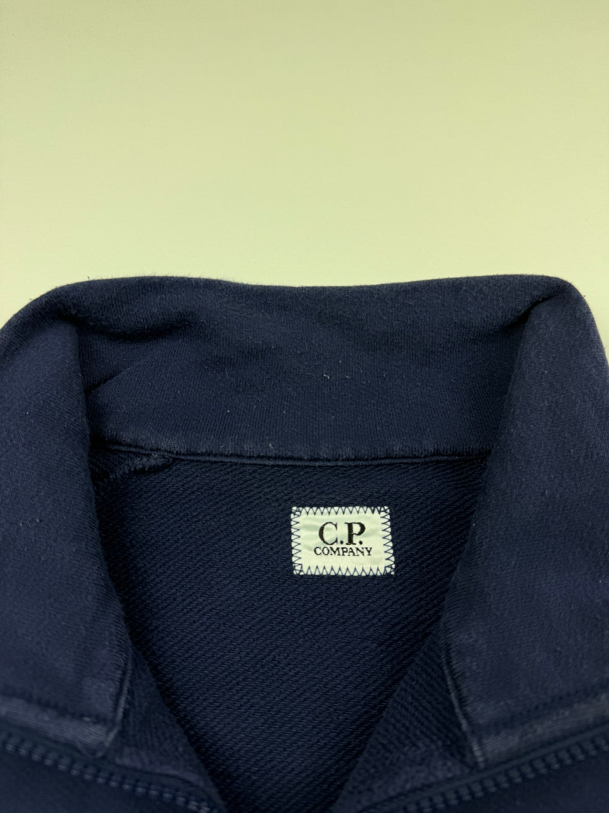 Pull 1/4 Zip C.P. Company – Taille L – Bleu Marine