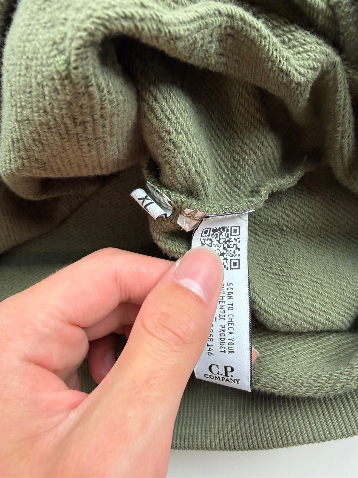 Pull à Capuche C.P. Company – Taille XL – Kaki