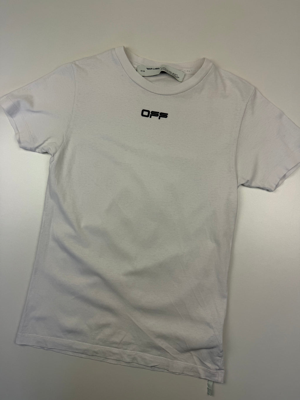 T-shirt Off-White “Airport Tape” – Taille XXS (fit XS) – Blanc