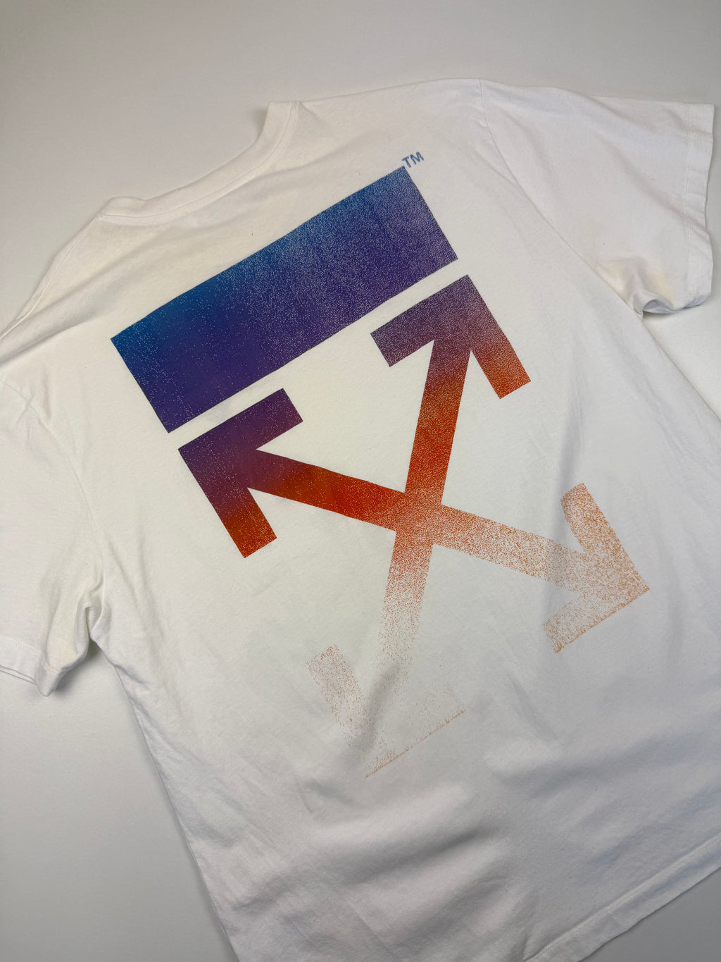 T-shirt Off-White “Flèches Dégradées” – Taille M – Blanc
