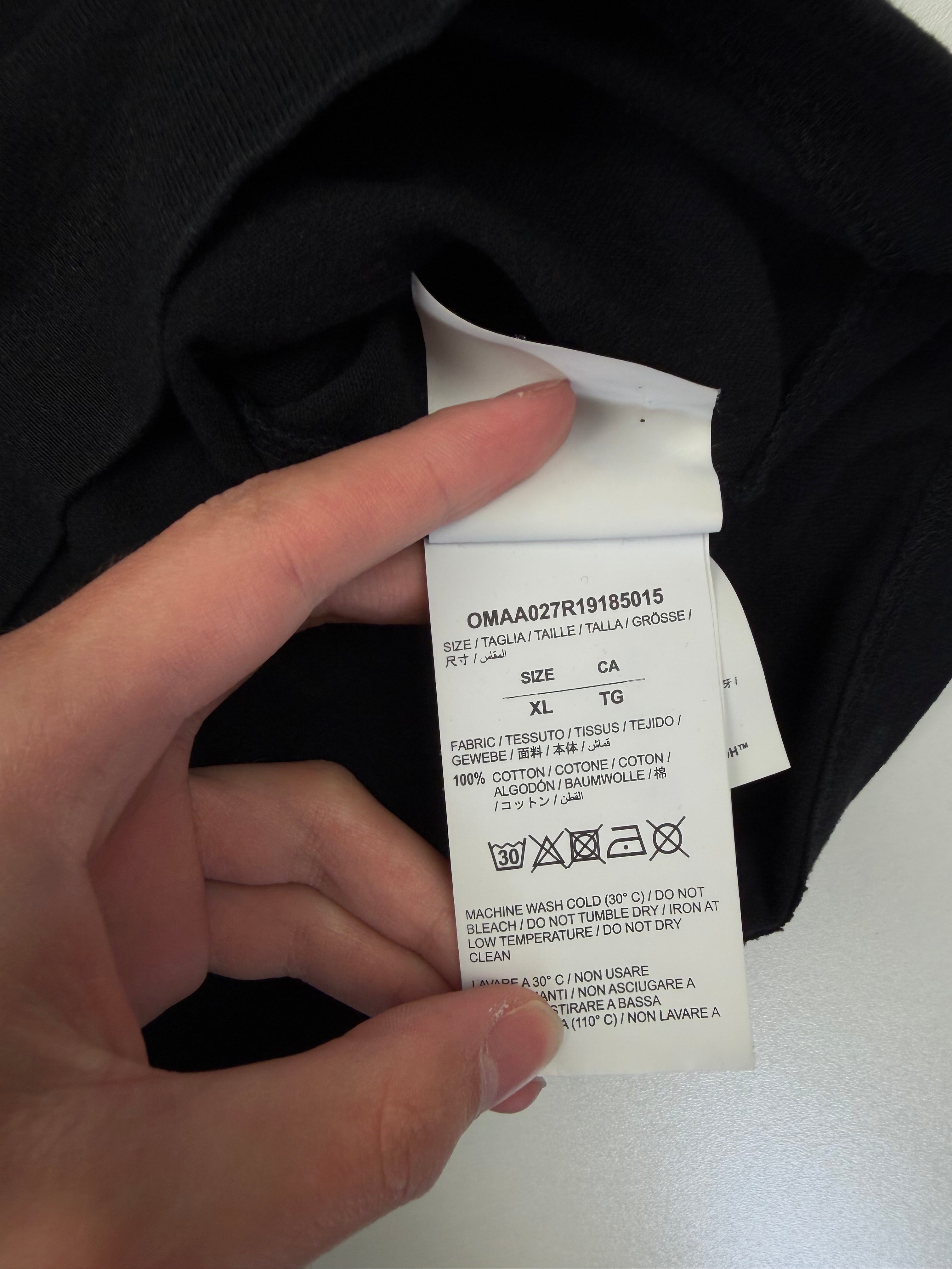 T-shirt Off-White “Stencil Arrow” Oversized – Taille XL – Noir