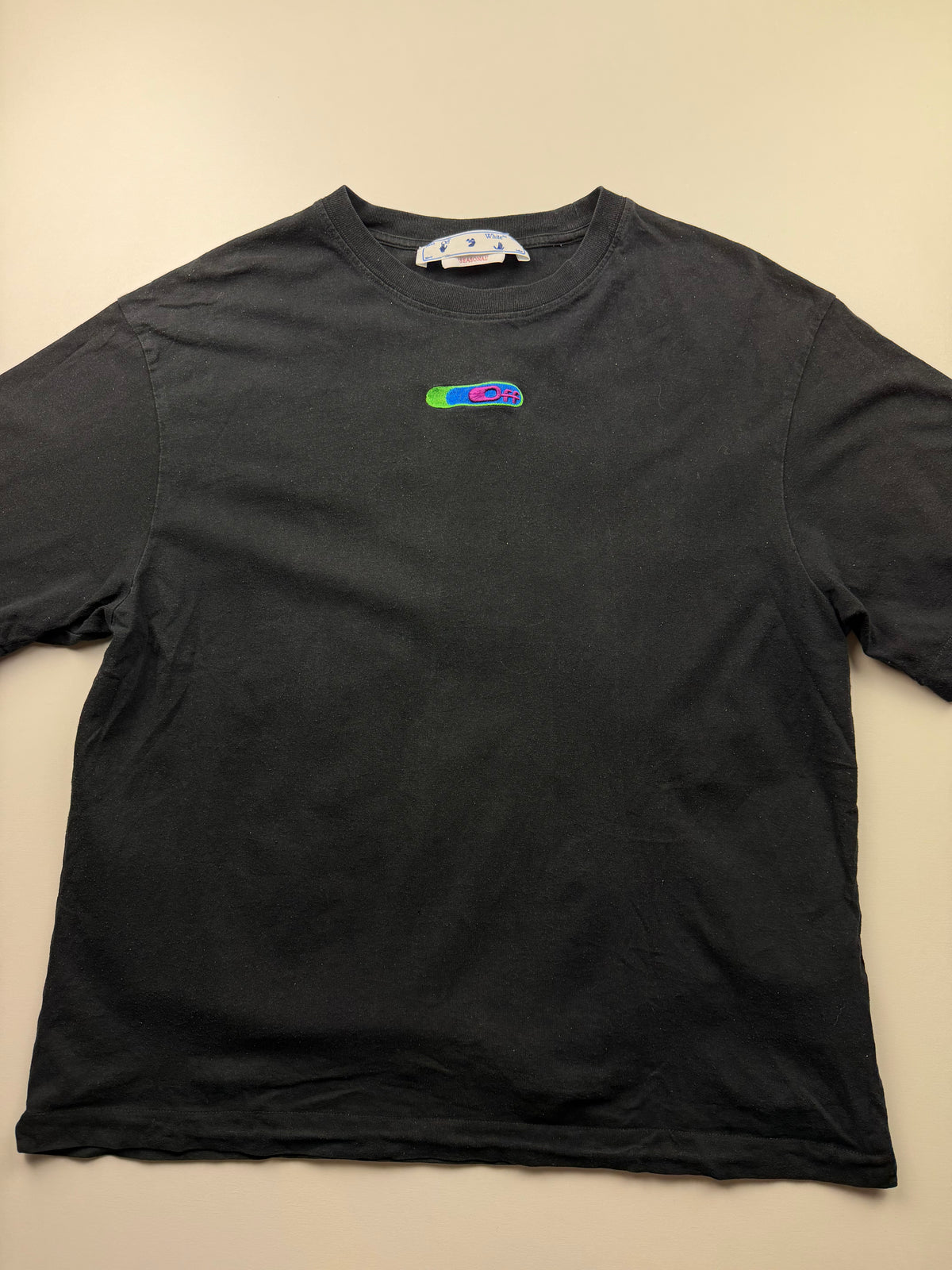 T-Shirt Off-White « Arrows Over Skate » – Taille M – Noir
