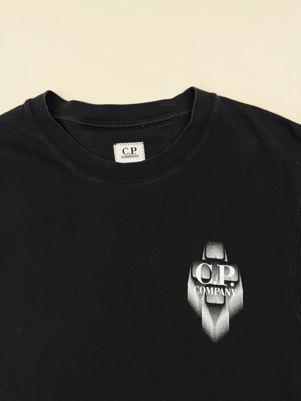 T-shirt C.P. Company – Taille M – Noir avec Motif au Dos