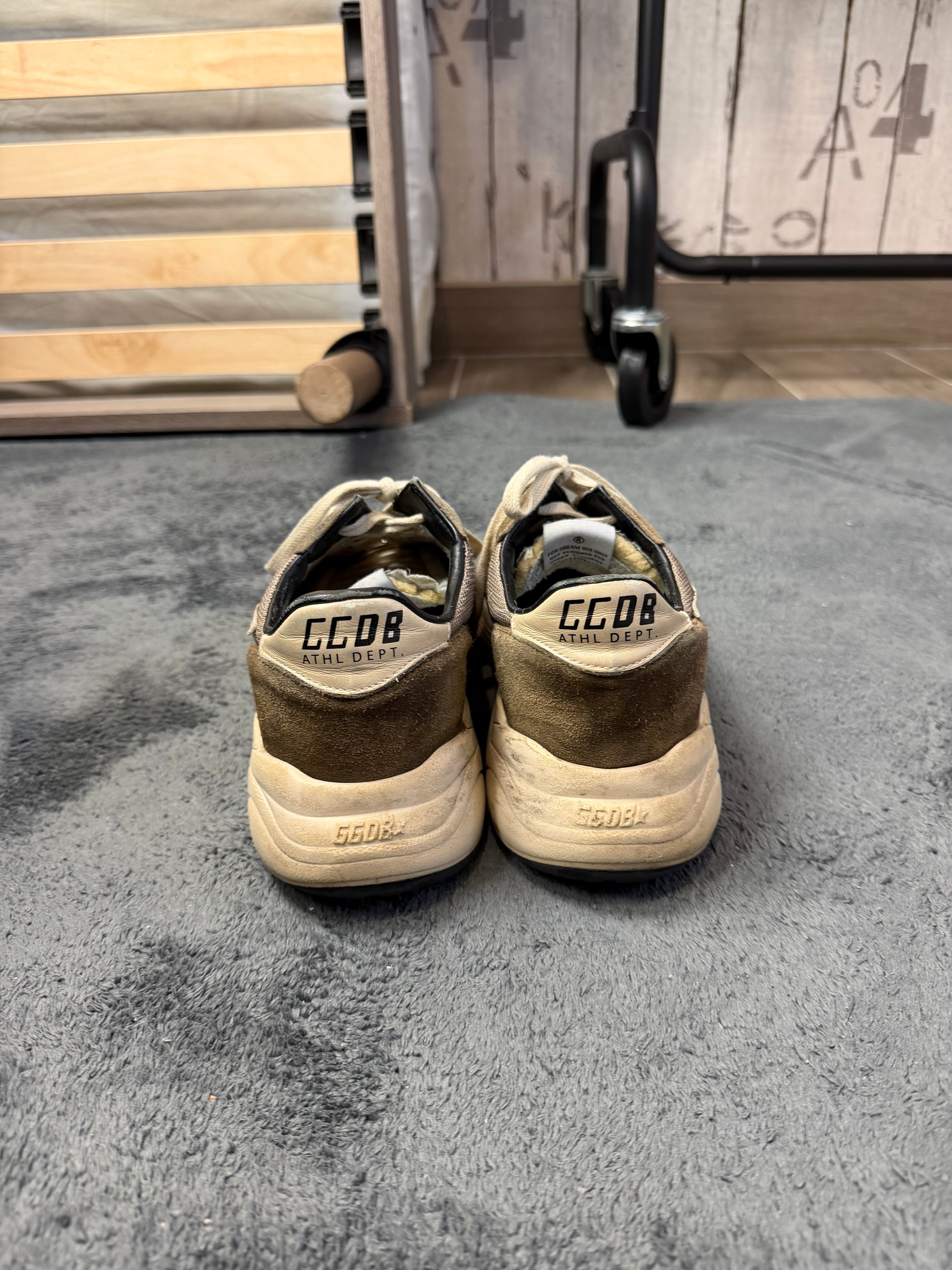 Basket Golden Goose Running – Taille 41 – Kaki