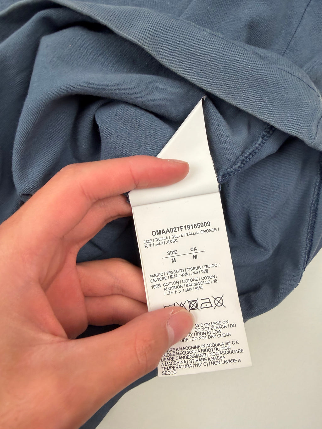 T-shirt Off-White “Caravaggio” – Taille M – Indigo Bleu