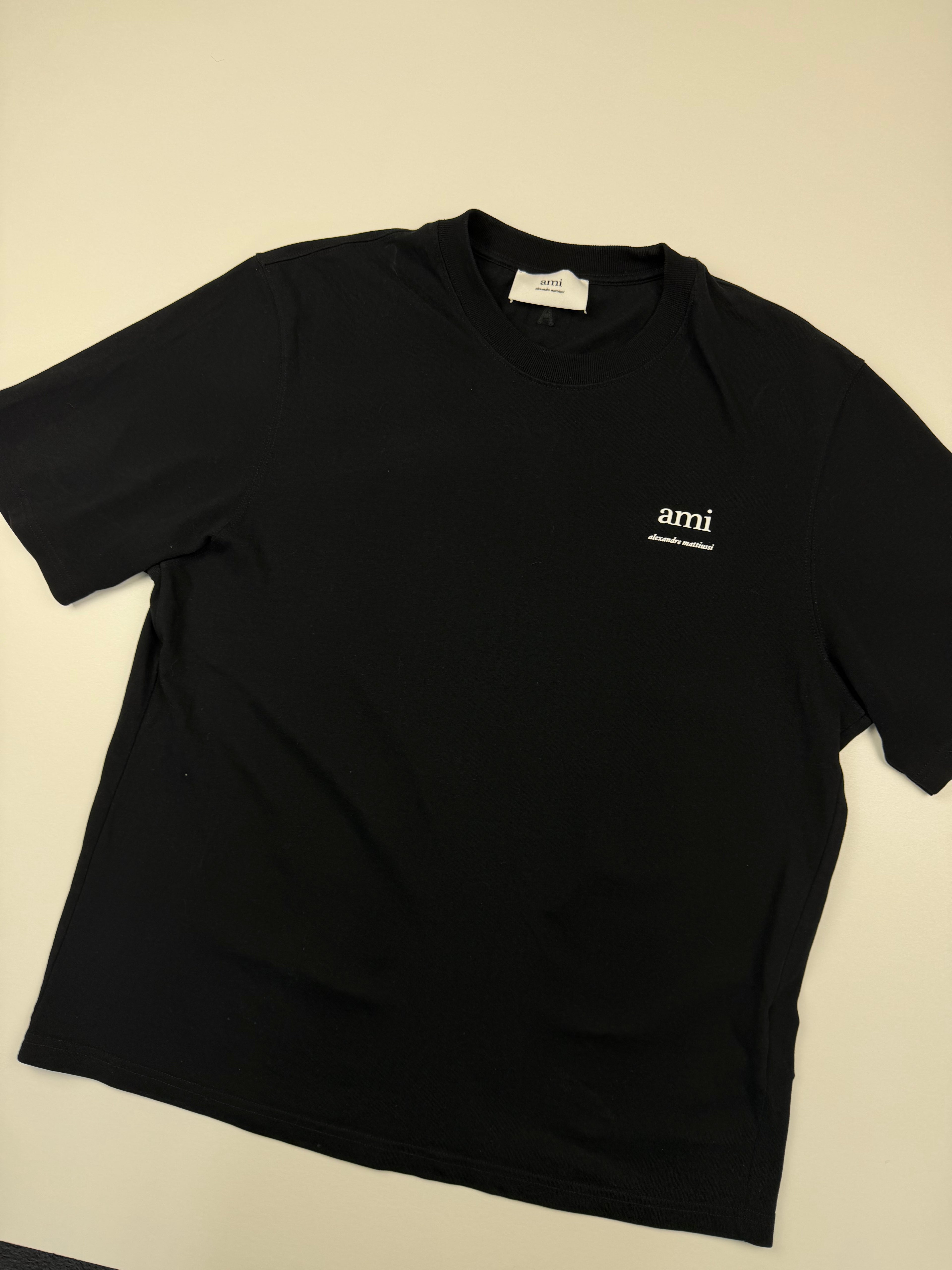T-shirt AMI – Taille M – Noir