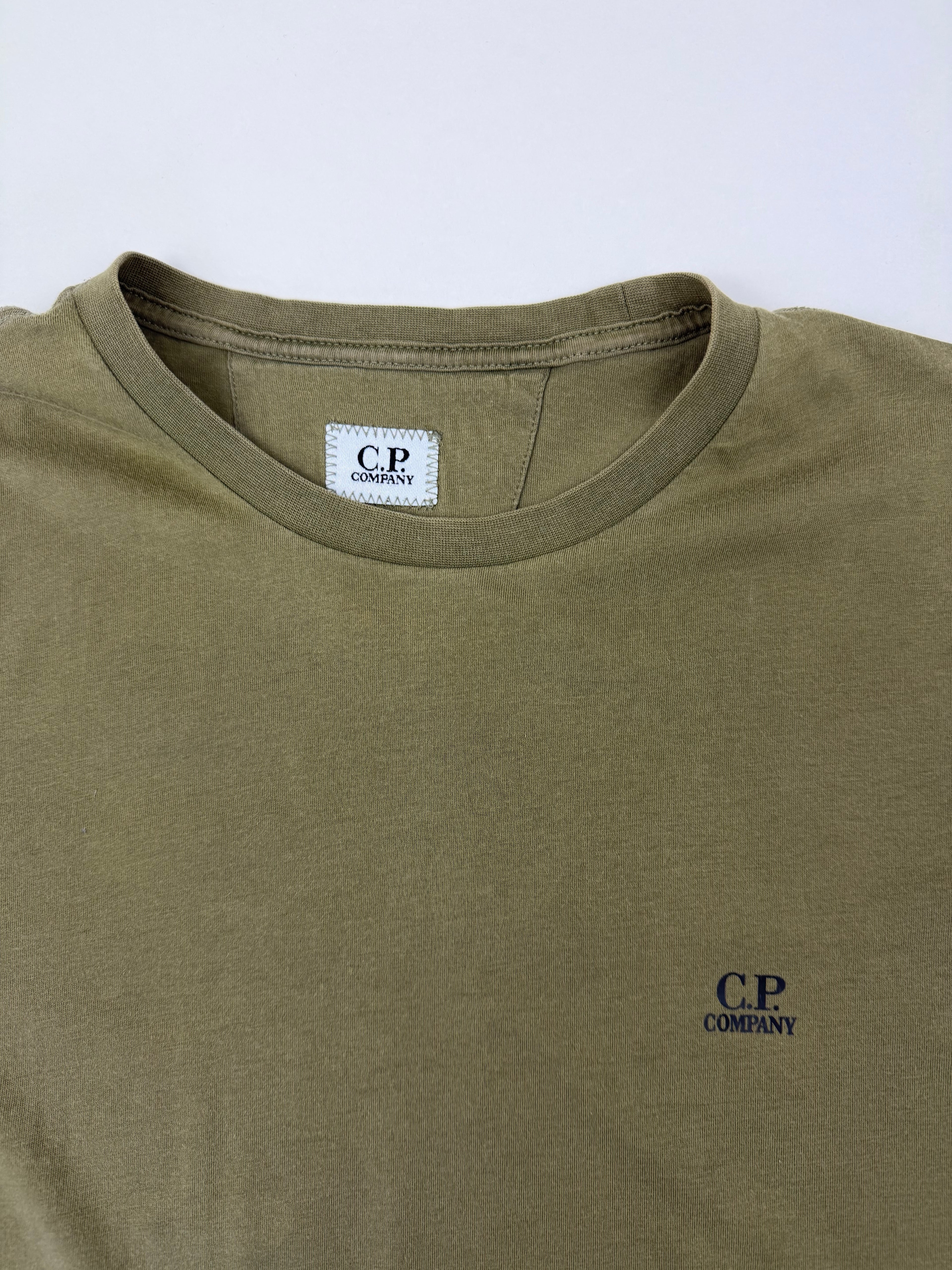T-shirt C.P. Company – Taille M – Kaki avec Logo Poitrine