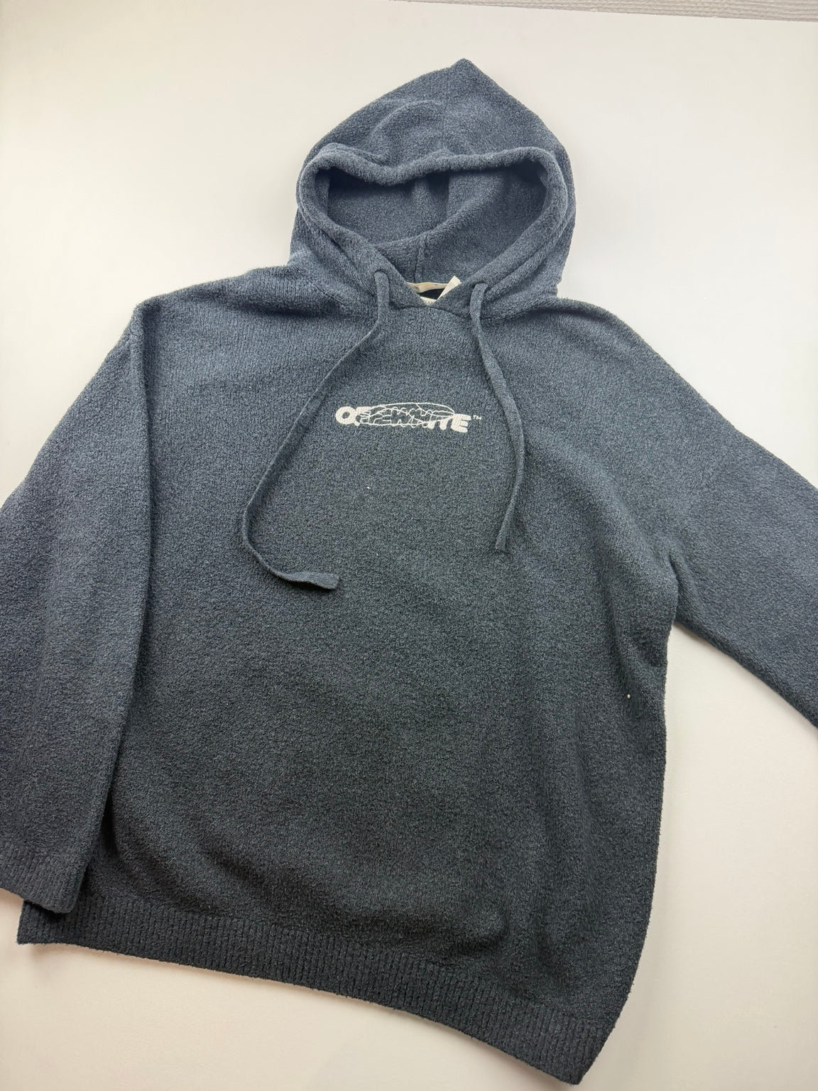 Pull à Capuche en Maille Off-White « Arrows » – Taille S – Gris anthracite — photo 2