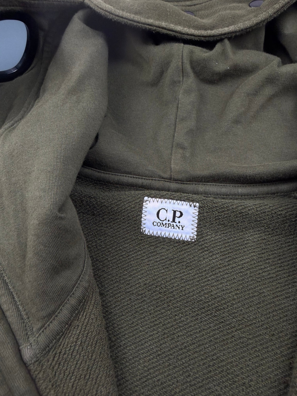 Pull zippé à capuche C.P. Company Goggle – Taille M – Kaki