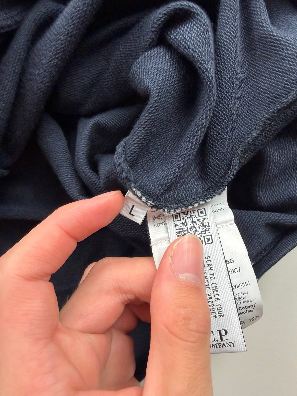 Pull à capuche C.P. Company Lens – Taille L – Bleu marine