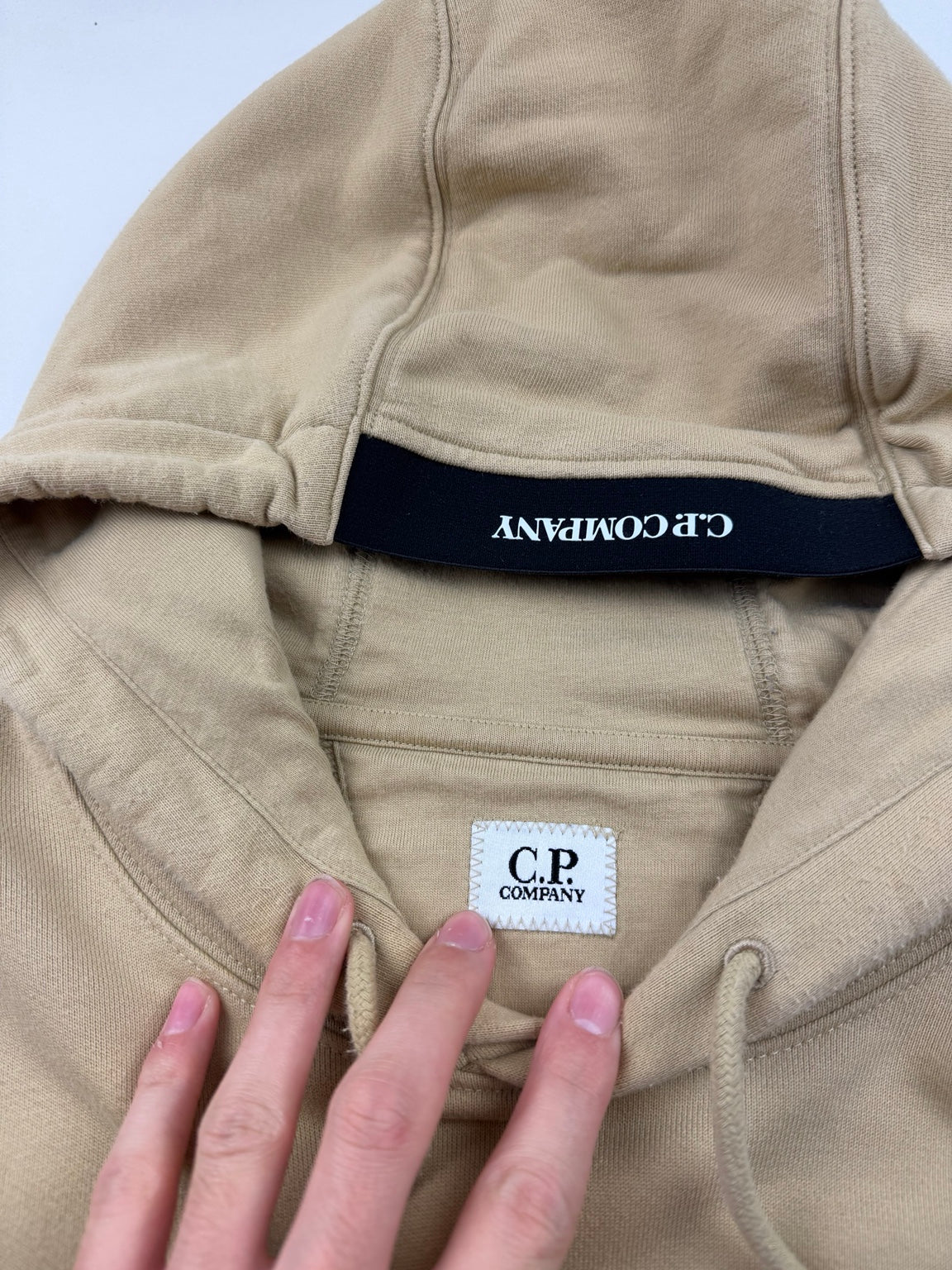 Pull à capuche C.P. Company Lens – Taille L – Beige kaki