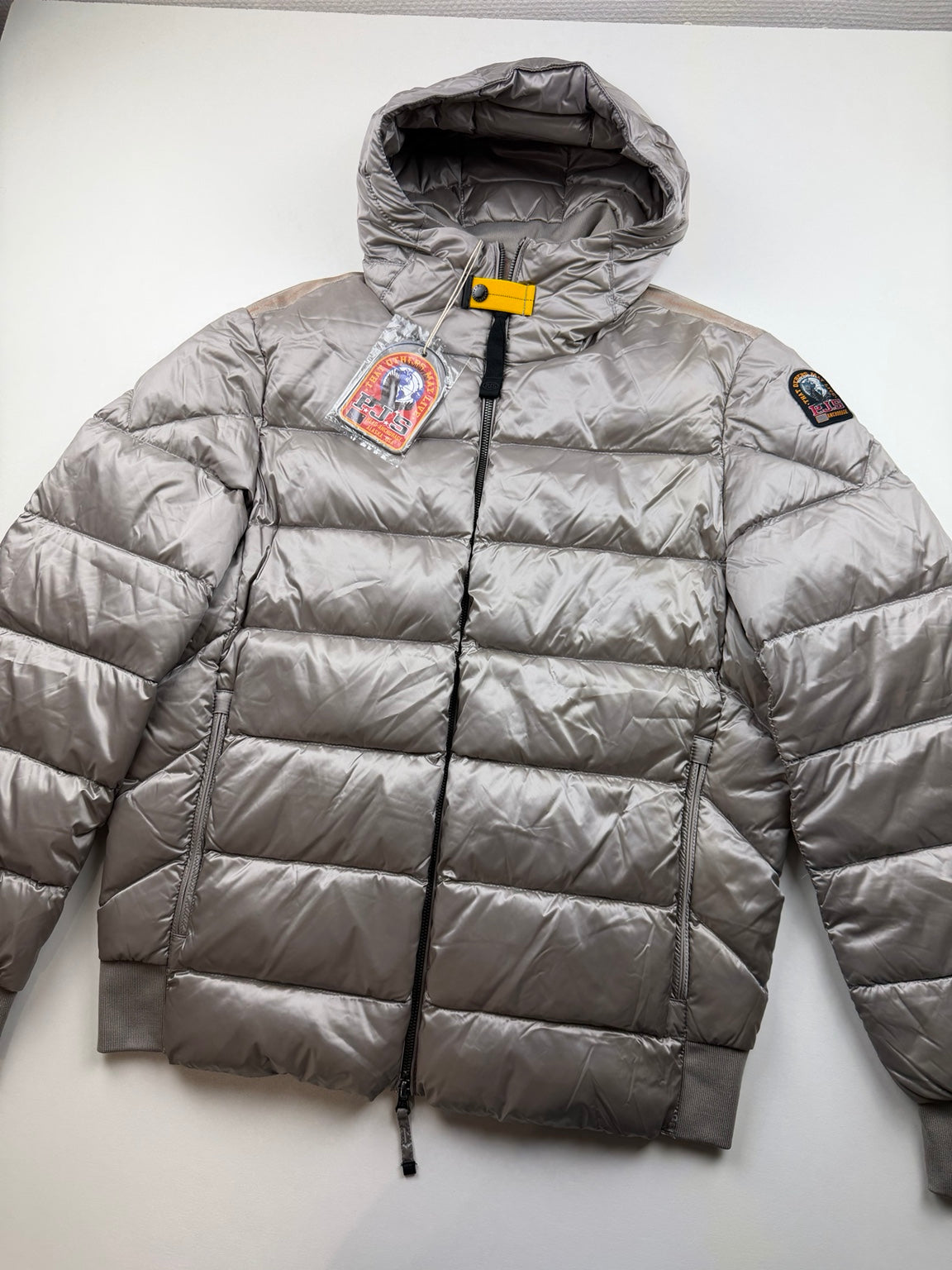 Doudoune à capuche Parajumpers Pharrell – Taille L – Beige