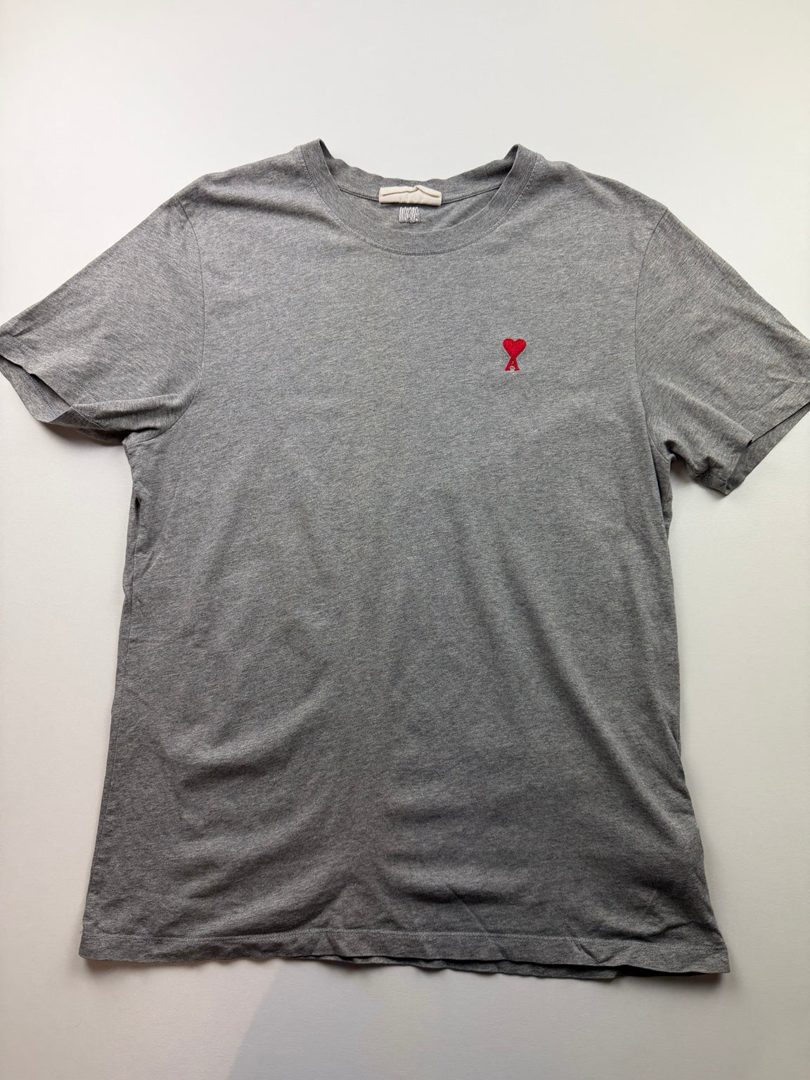 T-shirt AMI Ami de Cœur – Taille L – Gris chiné