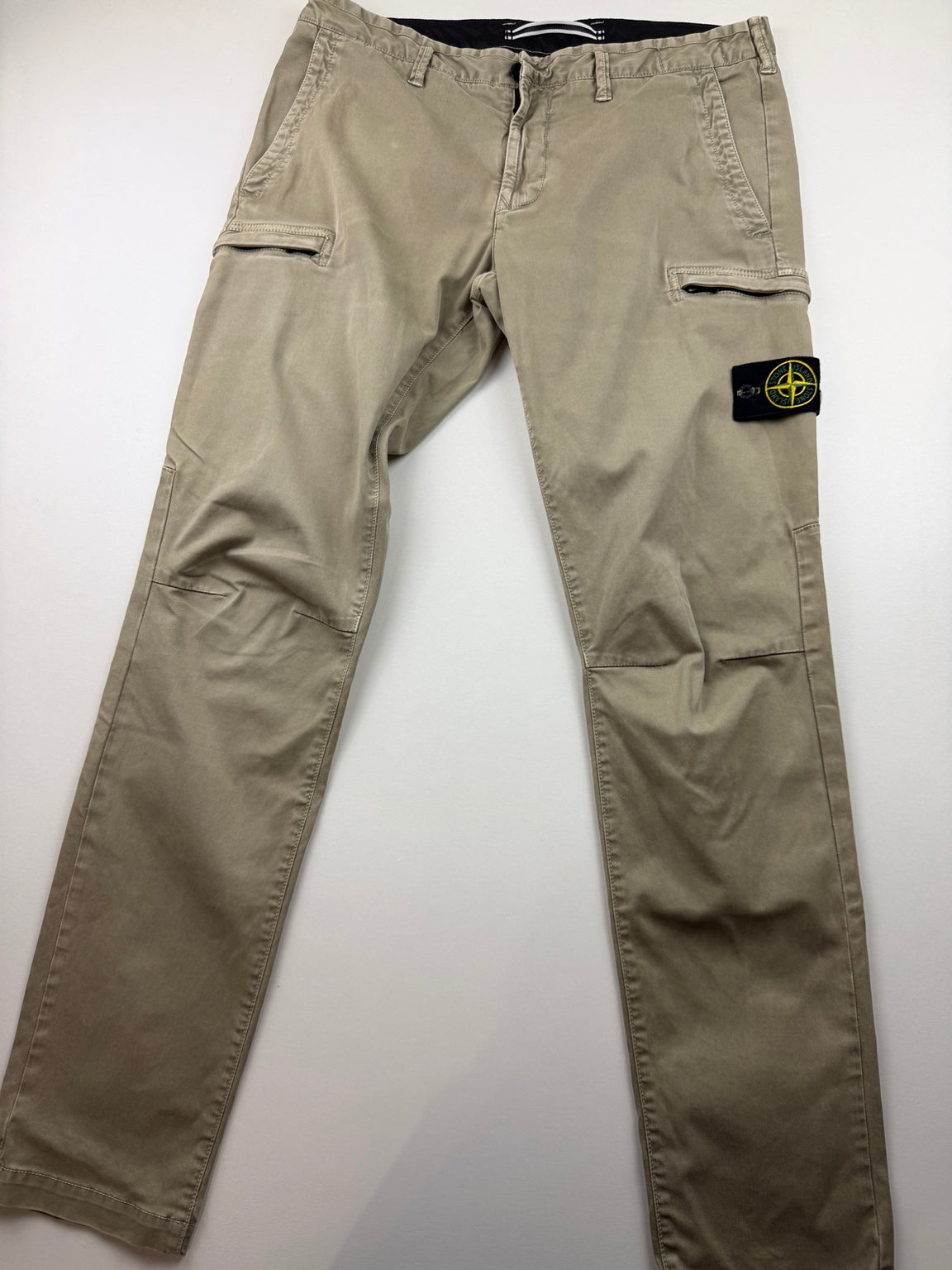Pantalon cargo Stone Island Type SK – Taille W34 – Beige kaki clair
