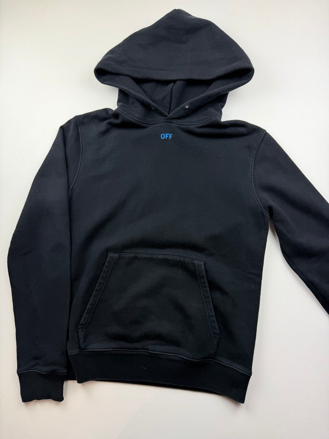 Pull à capuche Off-White Blue Arrows – Taille S – Noir